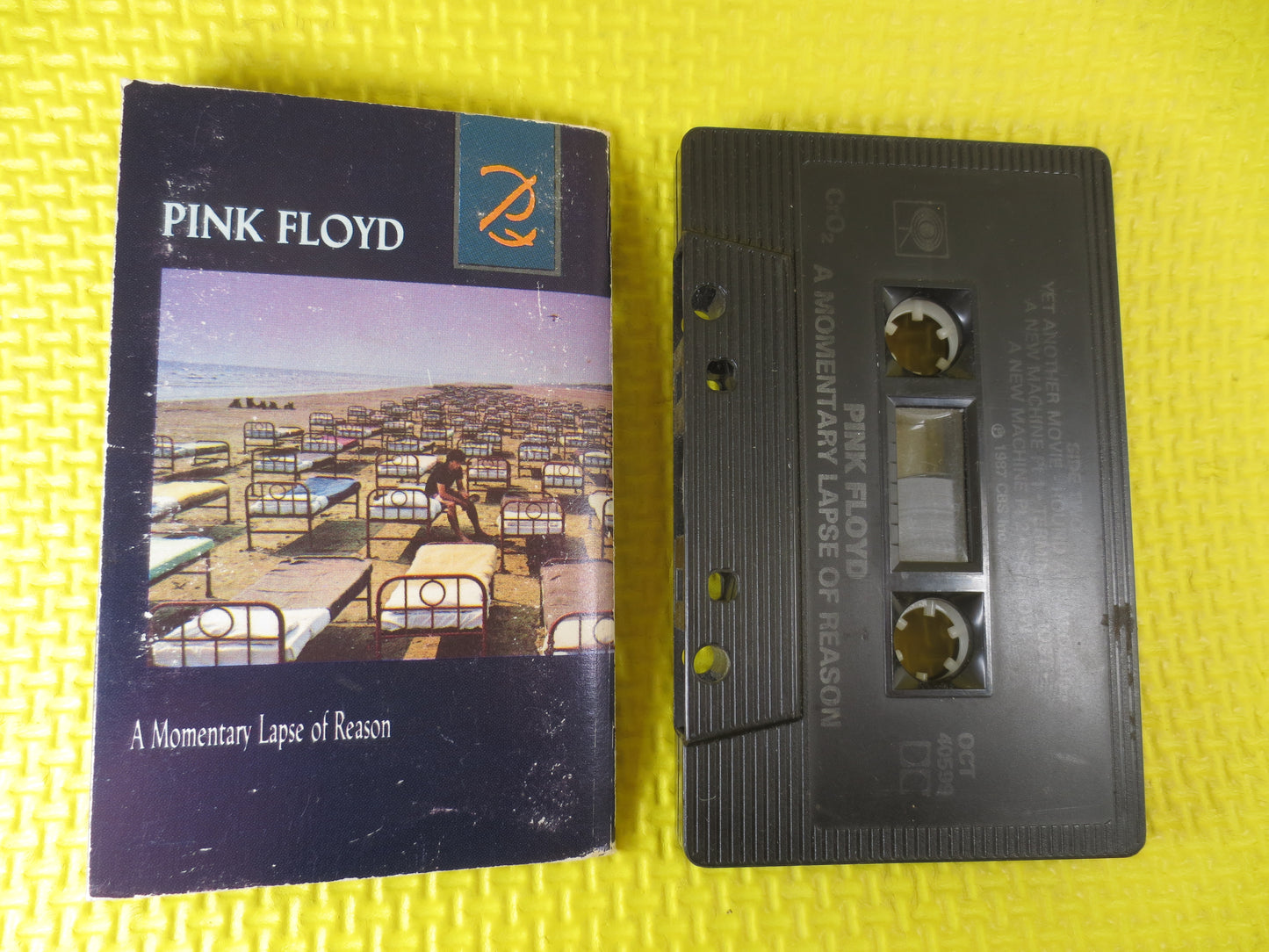 PINK FLOYD, MOMEMTARY Lapse of Reason, Pink Floyd Tape, Pink Floyd Cassette, Tape Cassette, Pink Floyd Album, 1987 Cassette
