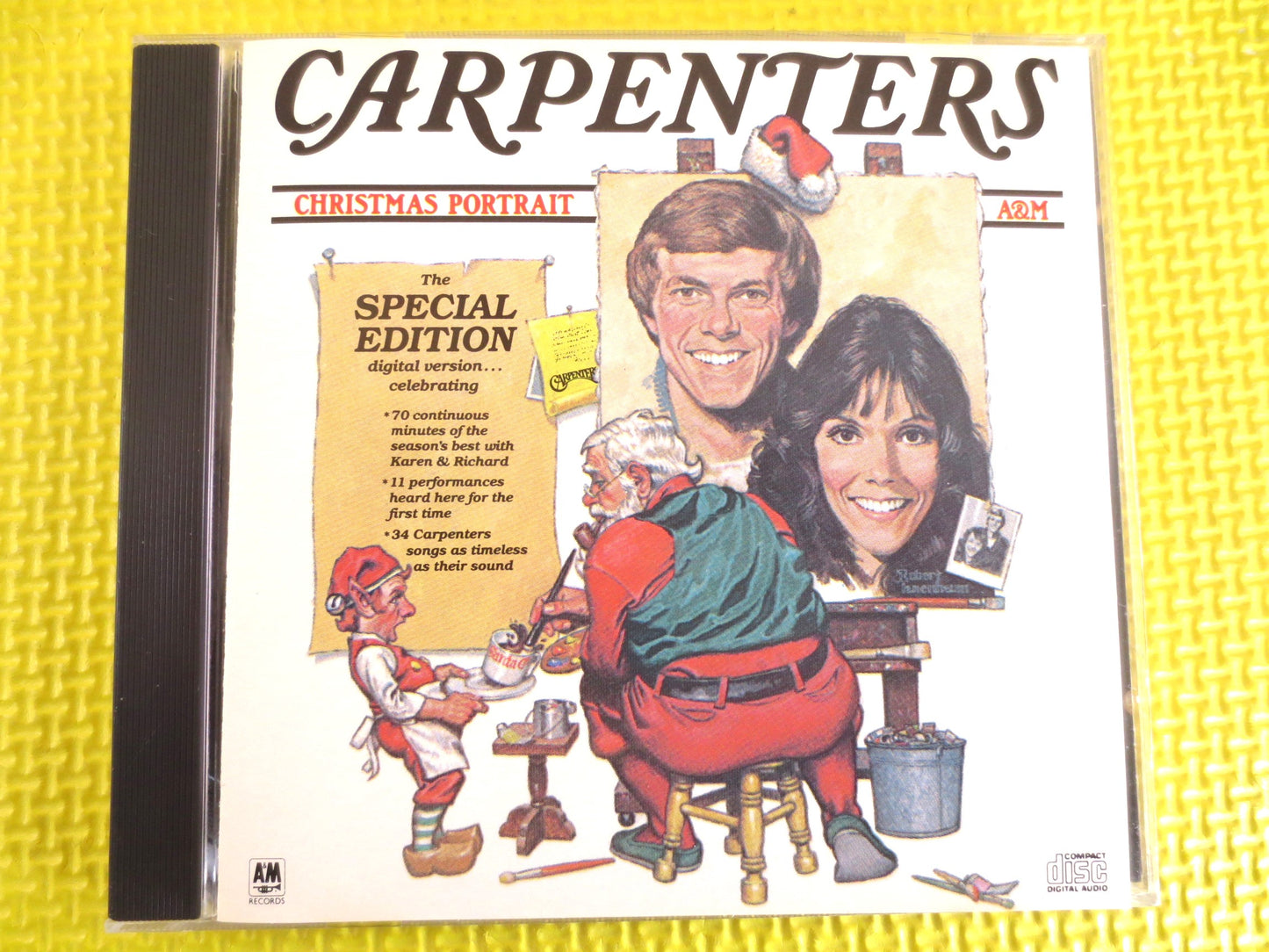 The CARPENTERS, CHRISTMAS Cd, The Carpenters Cd, The Carpenters Hits, Carpenters Christmas, Christmas Songs, Vintage Cds, 1984 Compact Discs