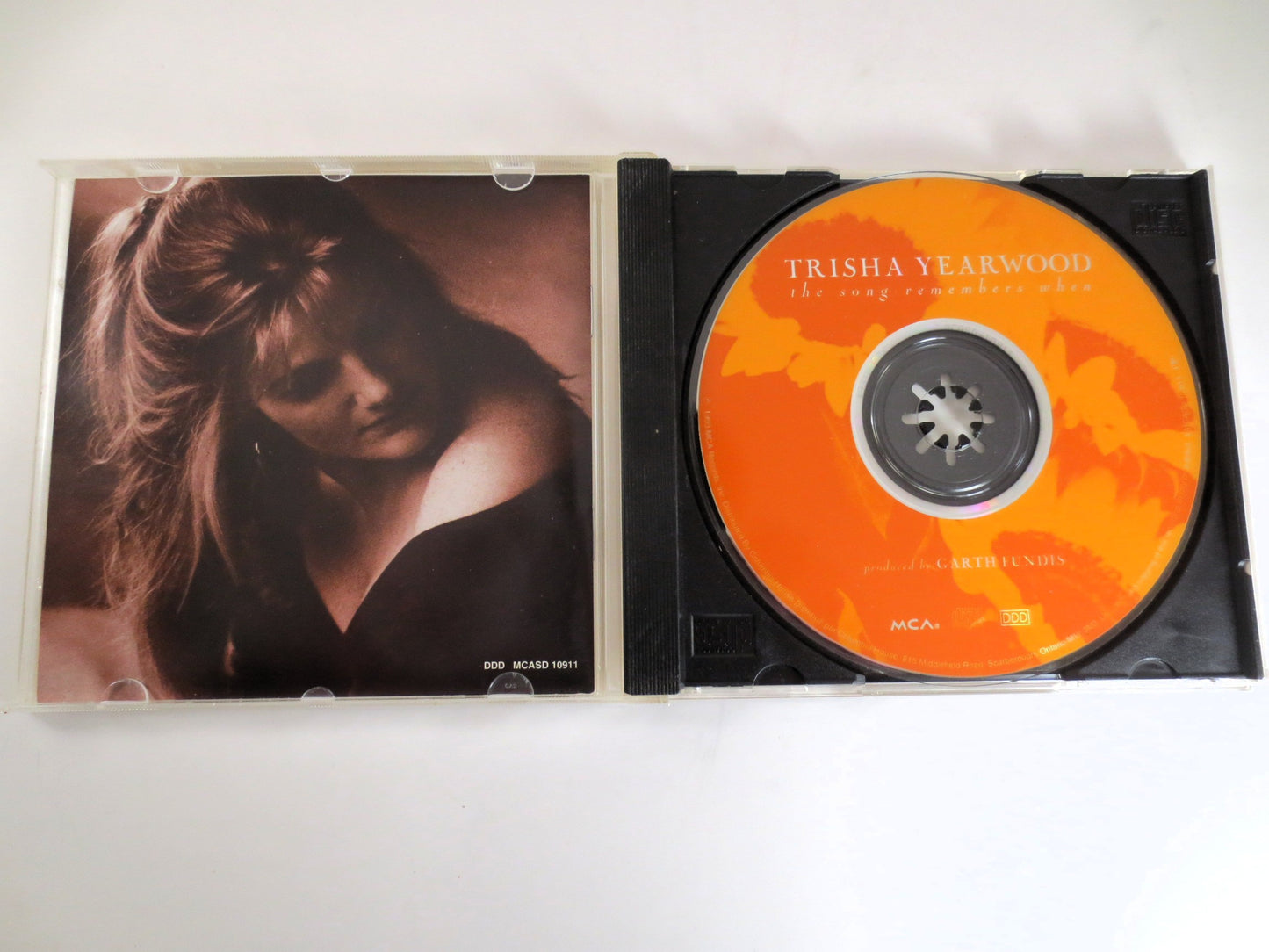 TRISHA YEARWOOD, The SONG Remembers When, Trisha Yearwood Cd, Trisha Yearwood Lp, Trisha Yearwood Hits, Cd, Vintage Cds, 1993 Compact Discs