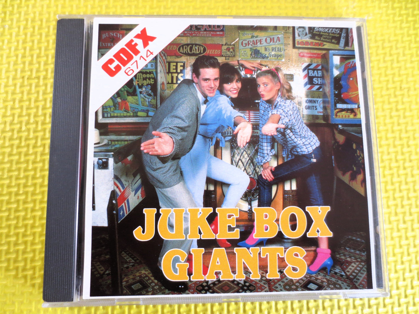 JUKE BOX GIANTS, Leslie Gore Cd, Johnny Crawford Cd, The Angels Cd, The Drifters Cd, The Platters Cd, Pop Cd, 1985Compact Disc