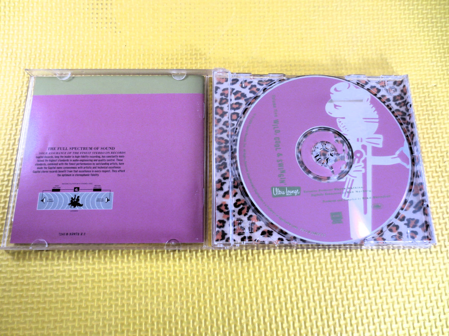 ULTRA LOUNGE, WILD and Swingin', Lounge Music Cd, Swing Music Cds, Swing Cd, Swing Music Albums, Big Band Cd, Vintage Cd, 1996 Compact Disc