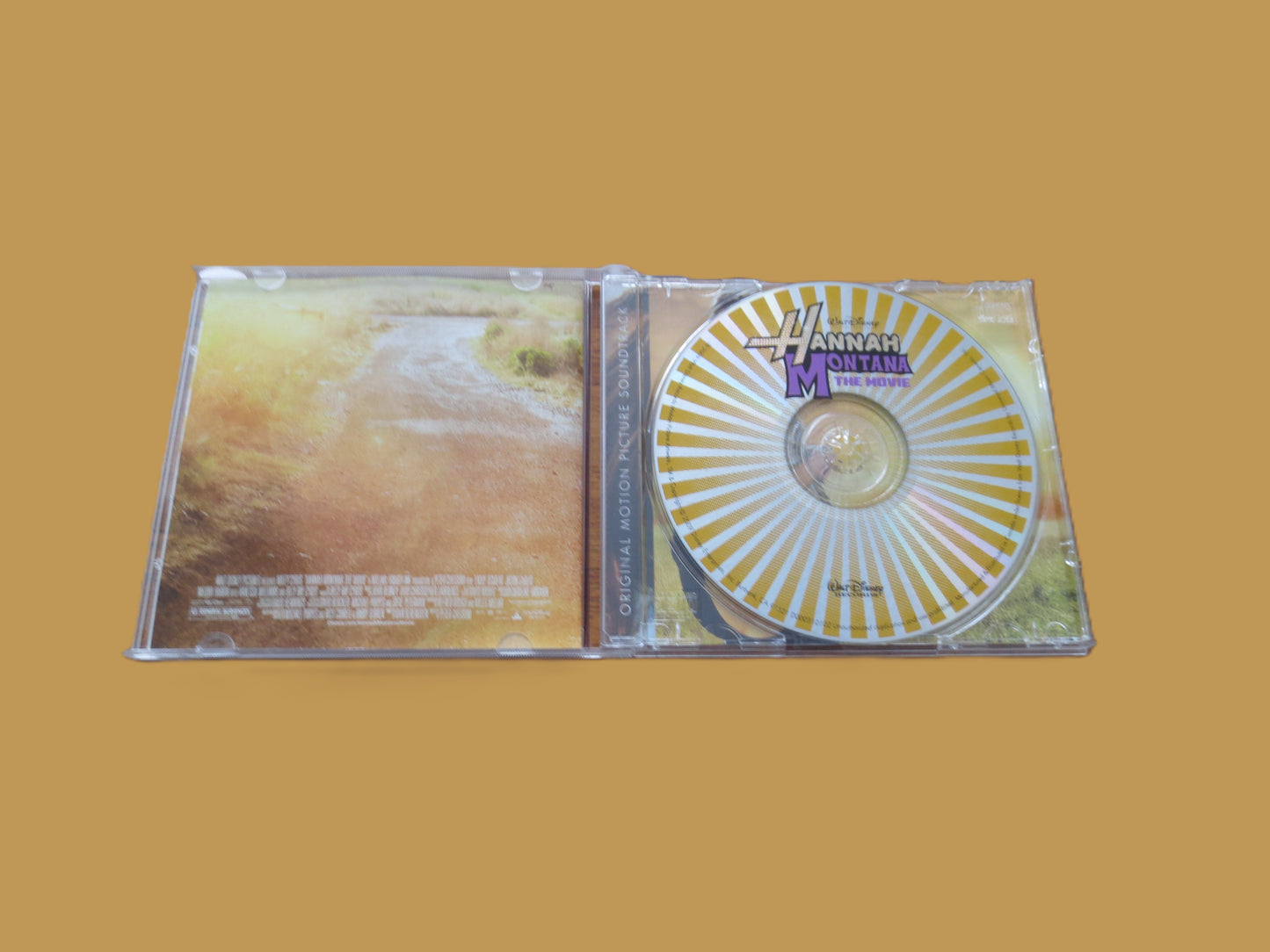 HANNAH MONTANA, The MOVIE, Miley Cyrus, 2009 Compact Disc, Vintage Cd