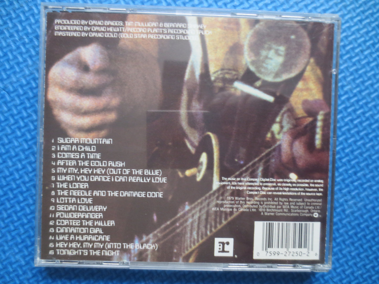 NEIL YOUNG, LIVE Rust, Neil Young Cd, Neil Young Lp, Vintage Compact Disc, Neil Young Album, Music Compact Disc, Rock Music Cds