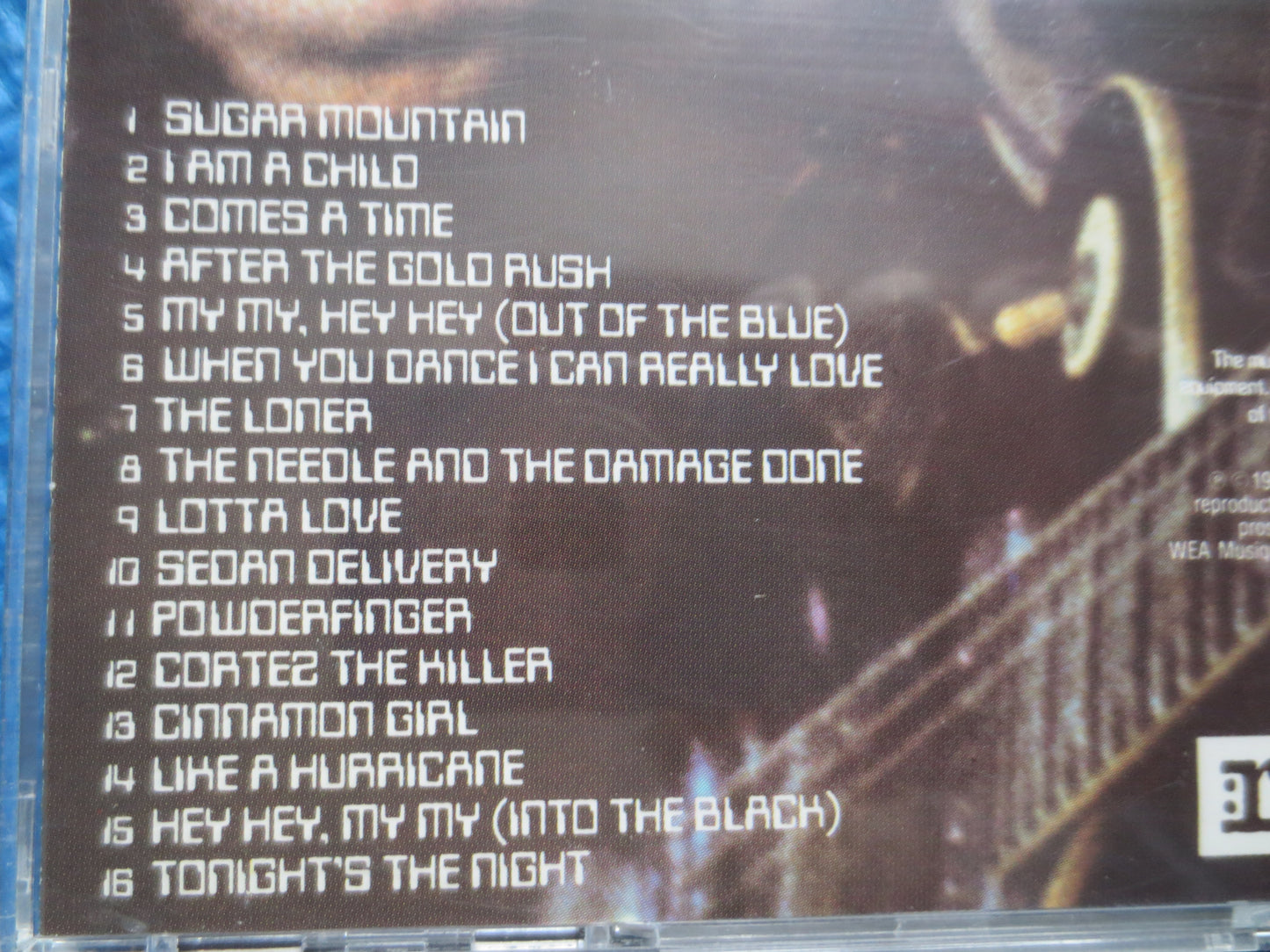 NEIL YOUNG, LIVE Rust, Neil Young Cd, Neil Young Lp, Vintage Compact Disc, Neil Young Album, Music Compact Disc, Rock Music Cds