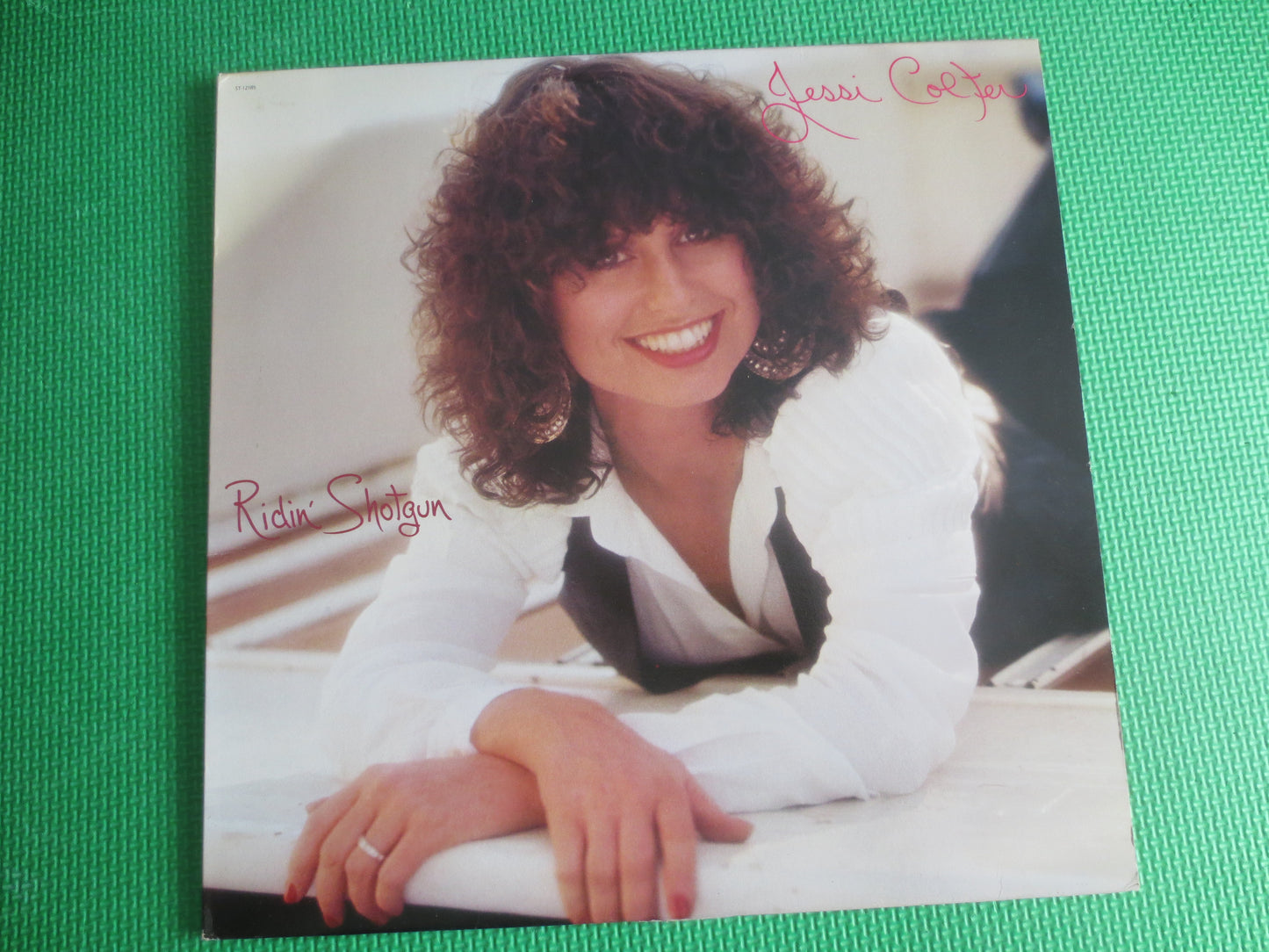 JESSI COLTER, Ridin' SHOTGUN, Jessi Colter Record, Jessi Colter Album, Country Records, Jessi Colter Lp, Lps, Vintage Records, 1981 Records