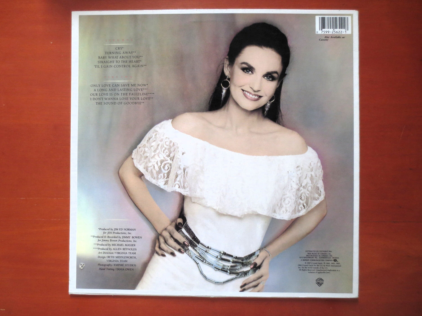 CRYSTAL GAYLE, The BEST of, Crystal Gayle Album, Crystal Gayle Vinyl, Crystal Gayle Lp, Country Records, Vinyl, 1987 Record