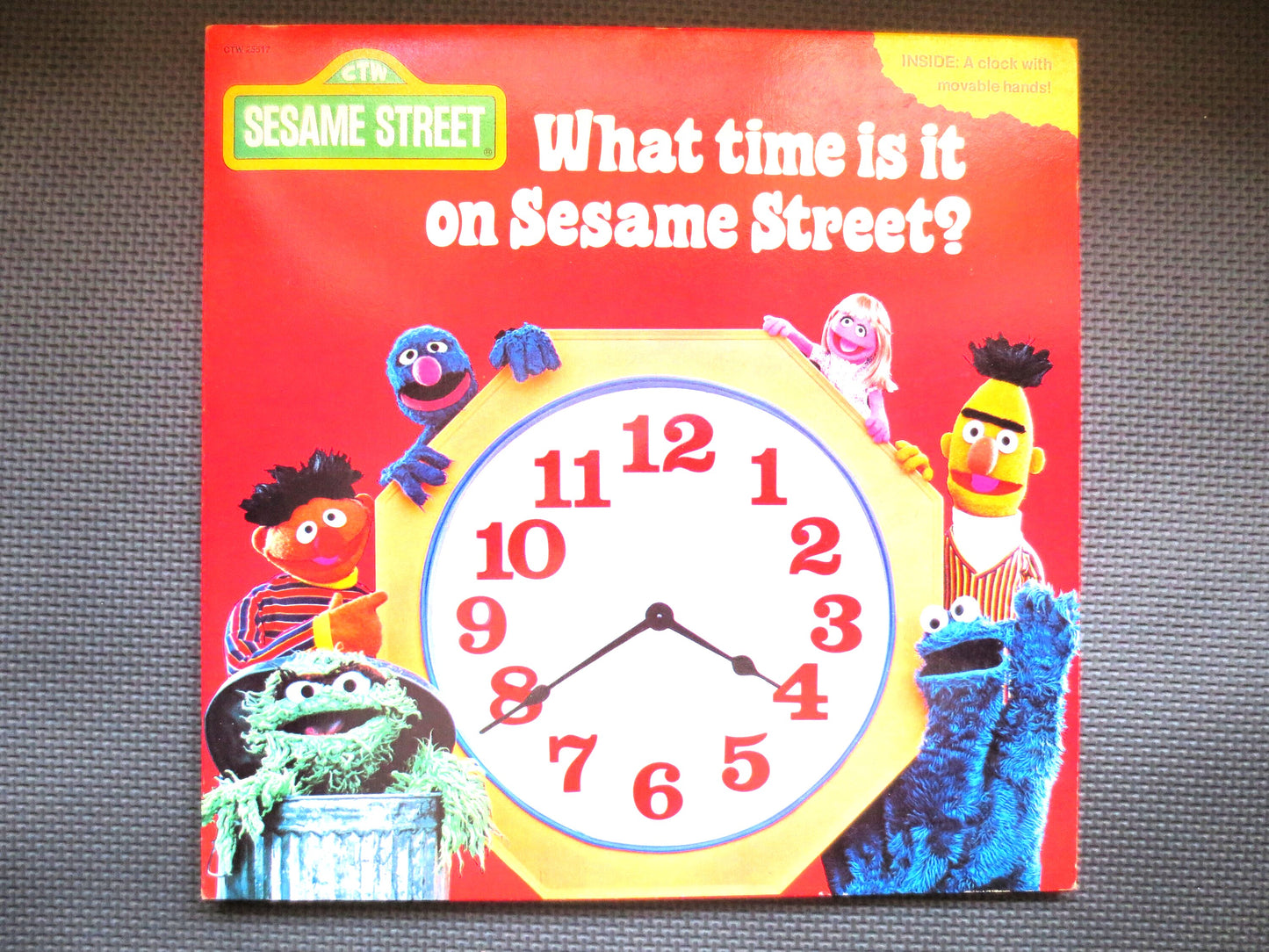 SESAME STREET, What TIME Is It, Childrens Record, Kids Record, Childrens Album, Kids Album, Sesame Street Lp, 1977 Records