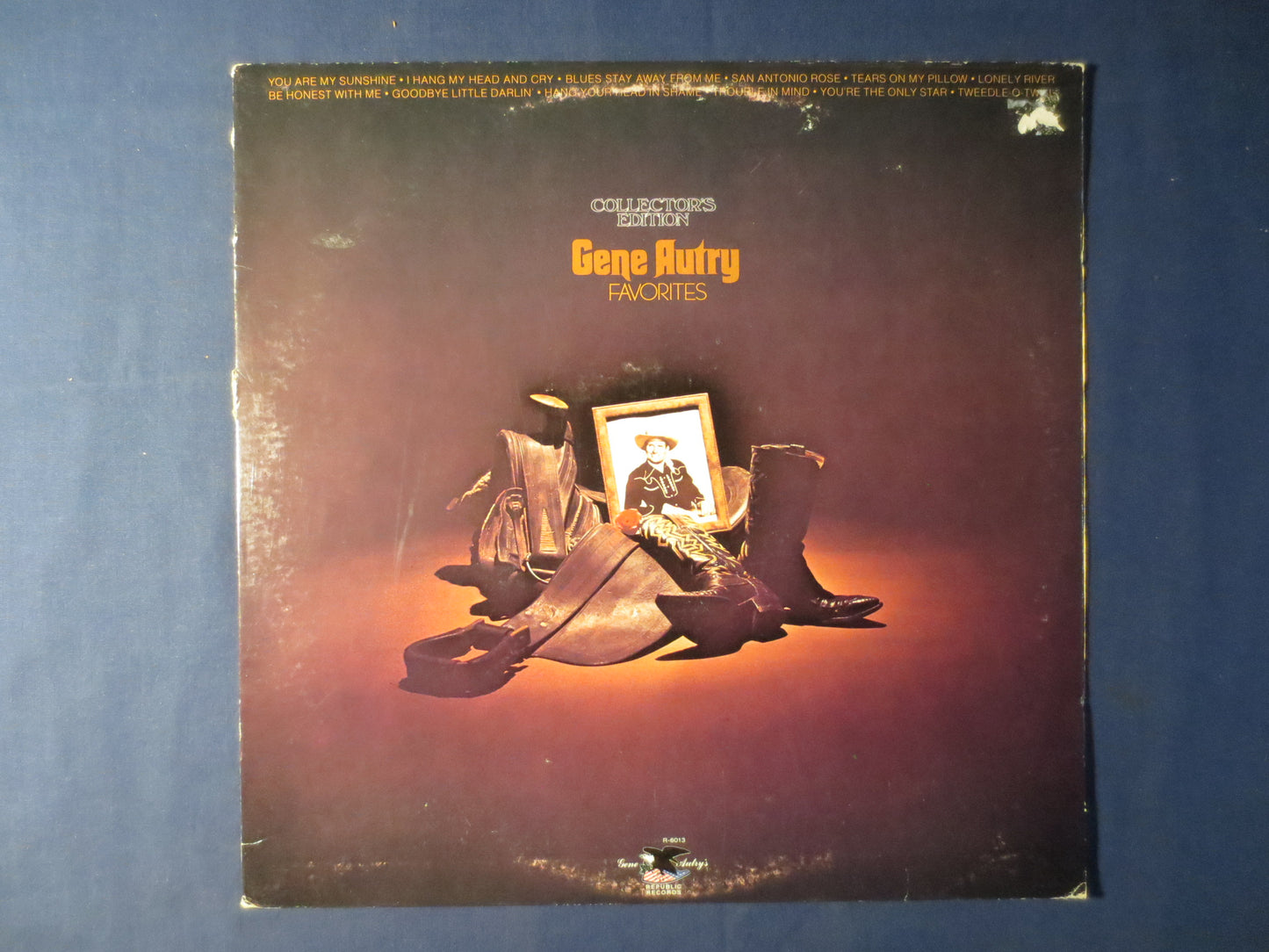 GENE AUTRY, FAVORITES, Country Records, Gene Autry Record, Gene Autry Album Gene Autry Lp, Country Album, Lps, 1976 Records