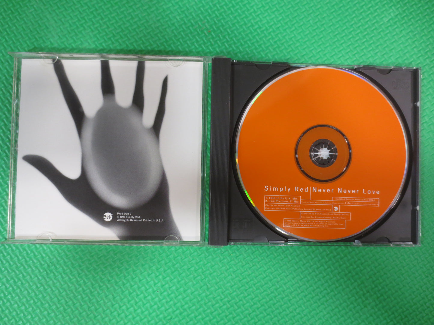 SIMPLY RED Cd, SIMPLY Red Music, Simply Red Song, Pop Music Cd, Rock Cd, Rock Music Cd, Vintage Pop, 1995 Compact Discs