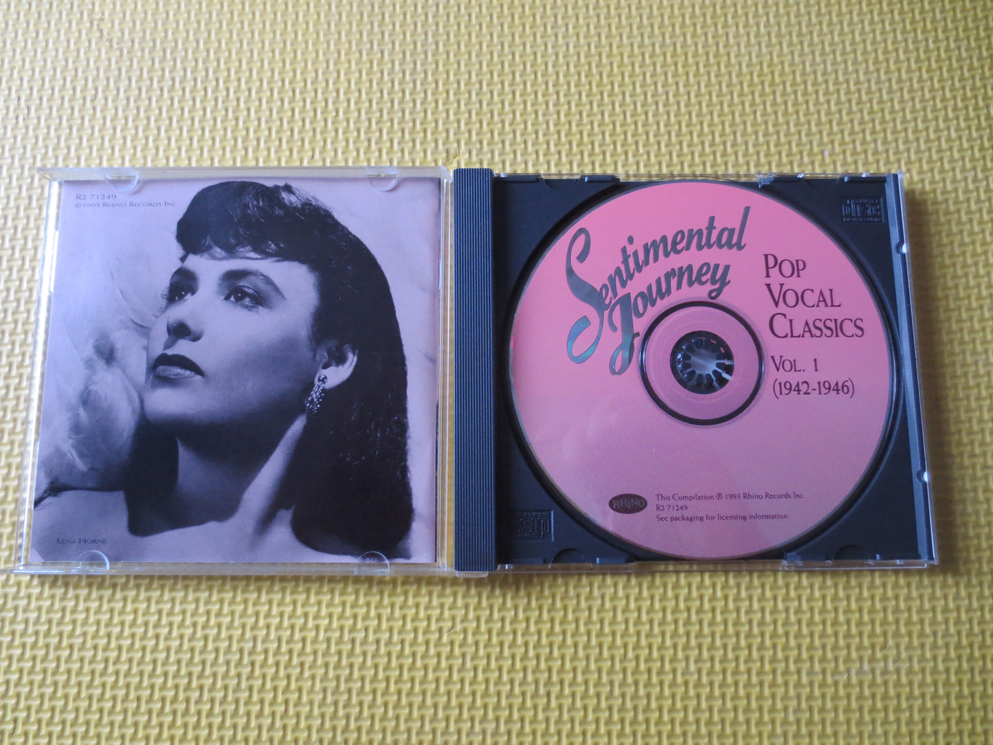 SENTIMENTAL JOURNEY, Vol 1 and 2, Vocal CLASSICS, Cds, Vintage Music Cd, Jazz Cd, Swing Albums, Vocal Cds, 1993 Compact Disc