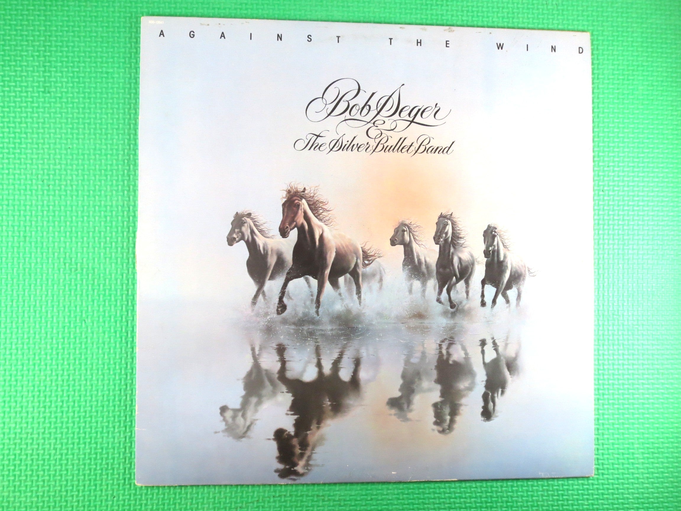 BOB SEGER, Against the Wind, Vintage Album, 1980 Record, Vinyl Lp