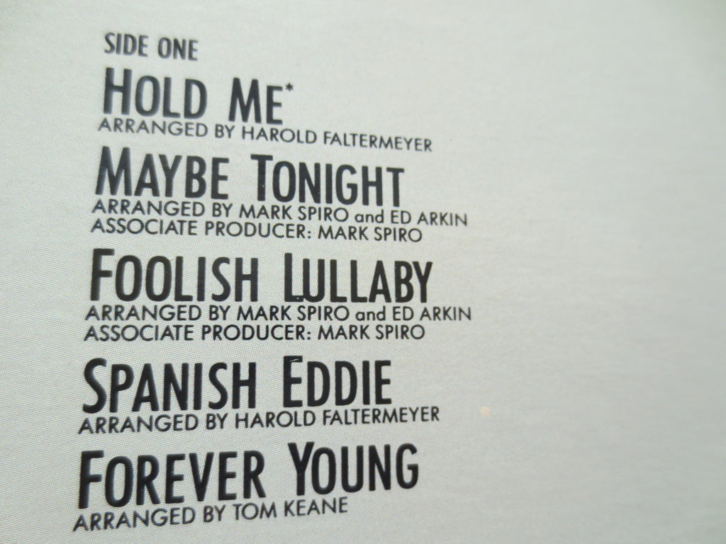 Laura Branigan – Hold Me (1985) Vinyl LP