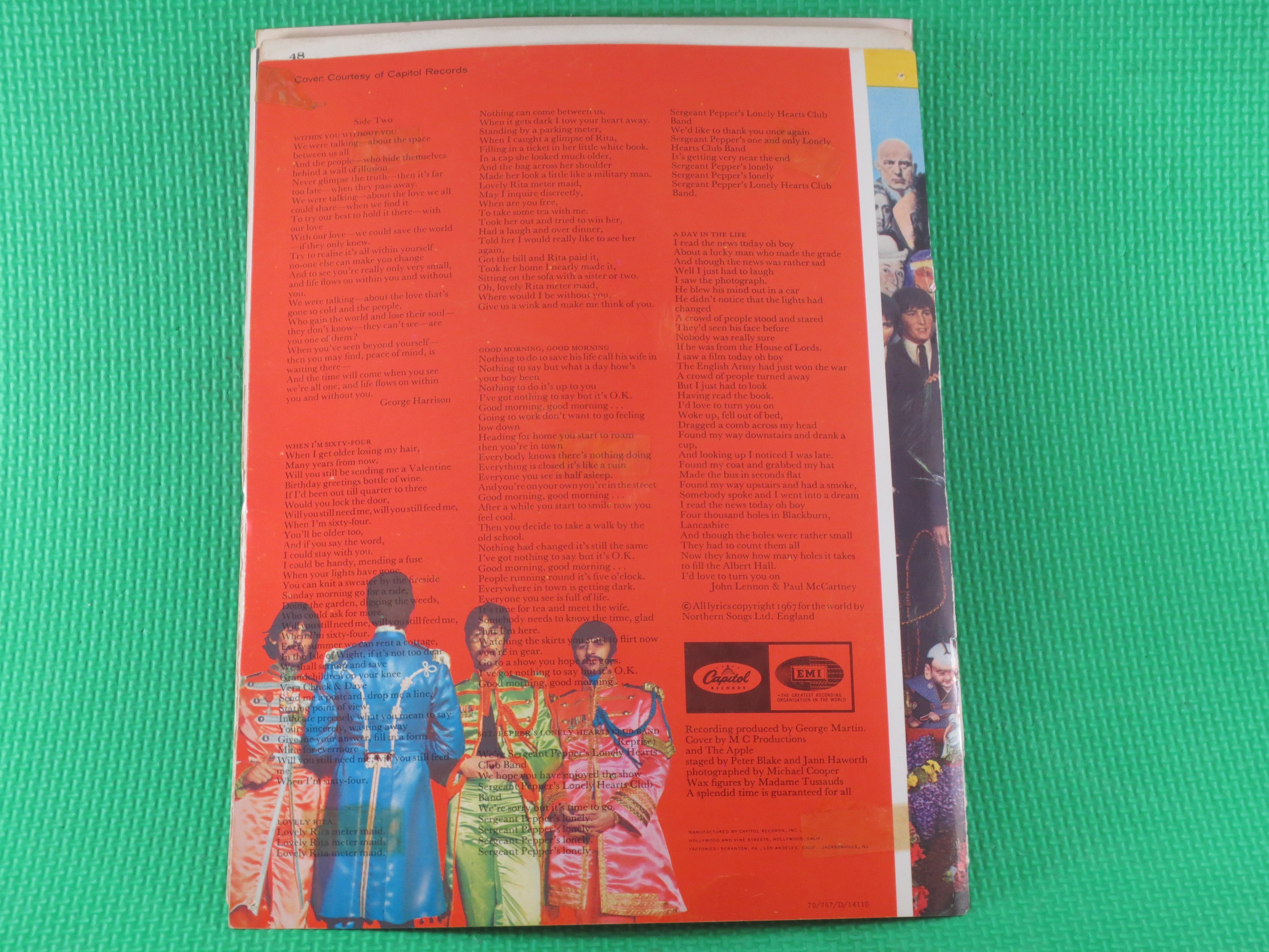 The Beatles – Sgt. Pepper's Lonely Hearts Club Band Sheet Music Book (1967)