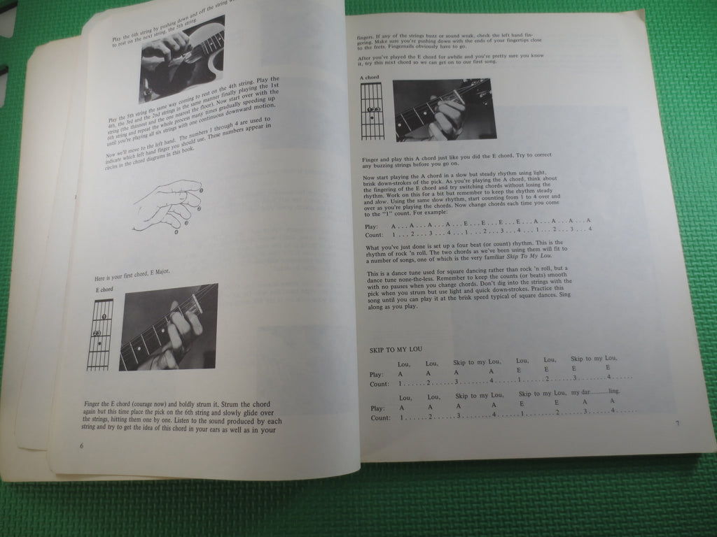 Rhythm Guitar – Sheet Music Instruction Book (1969)