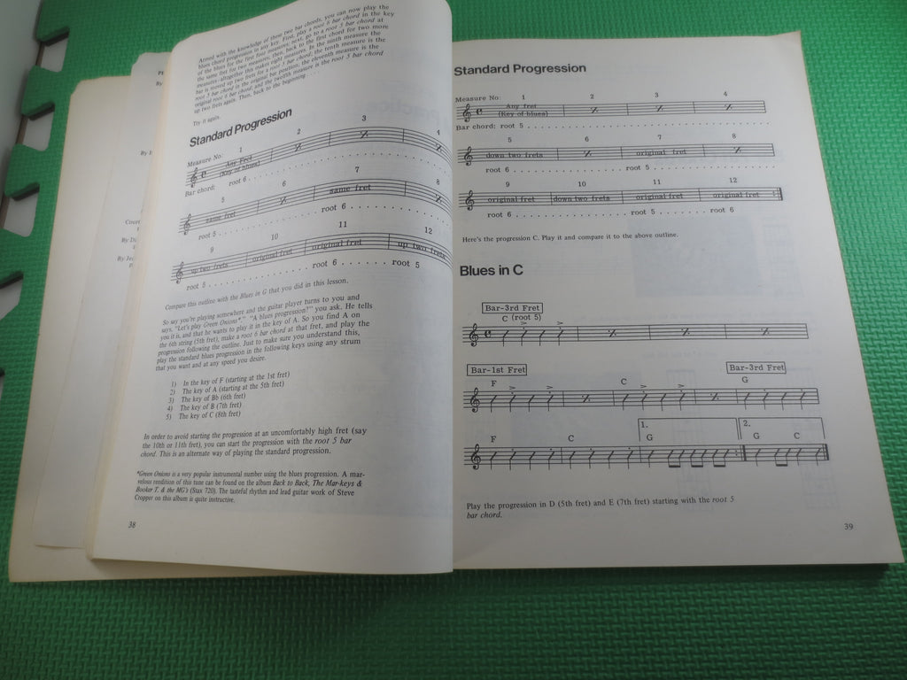 Rhythm Guitar – Sheet Music Instruction Book (1969)