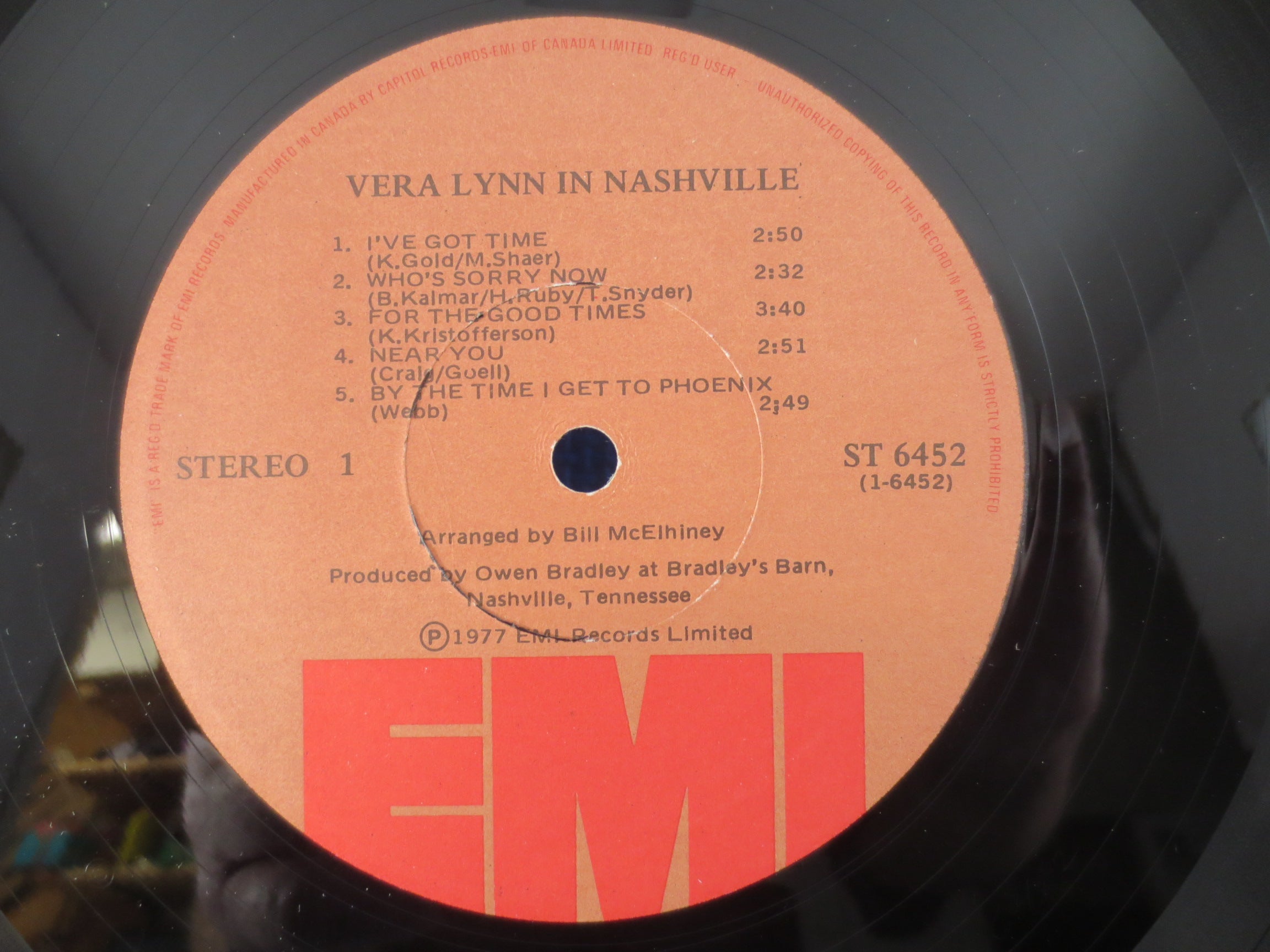 Vera Lynn – Vera Lynn in Nashville (1977) Vinyl LP