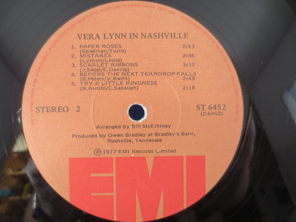 Vera Lynn – Vera Lynn in Nashville (1977) Vinyl LP
