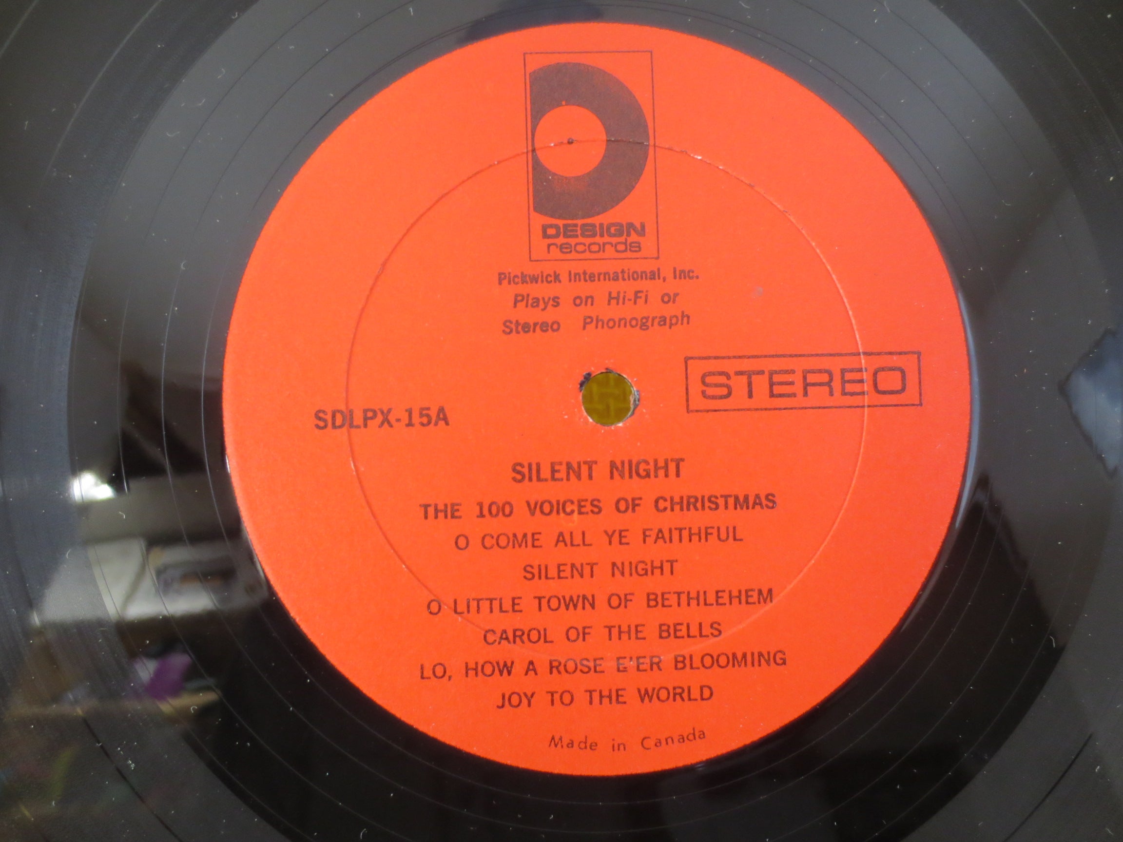 The 100 Voices of Christmas – Silent Night (1973) Vinyl LP
