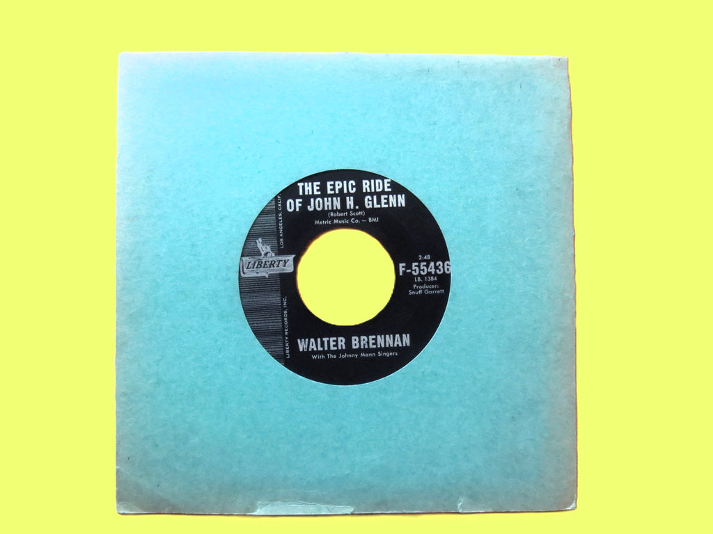 Walter Brennan – Old River / The Epic Ride of John H. Glenn (1962) 45 RPM Vinyl