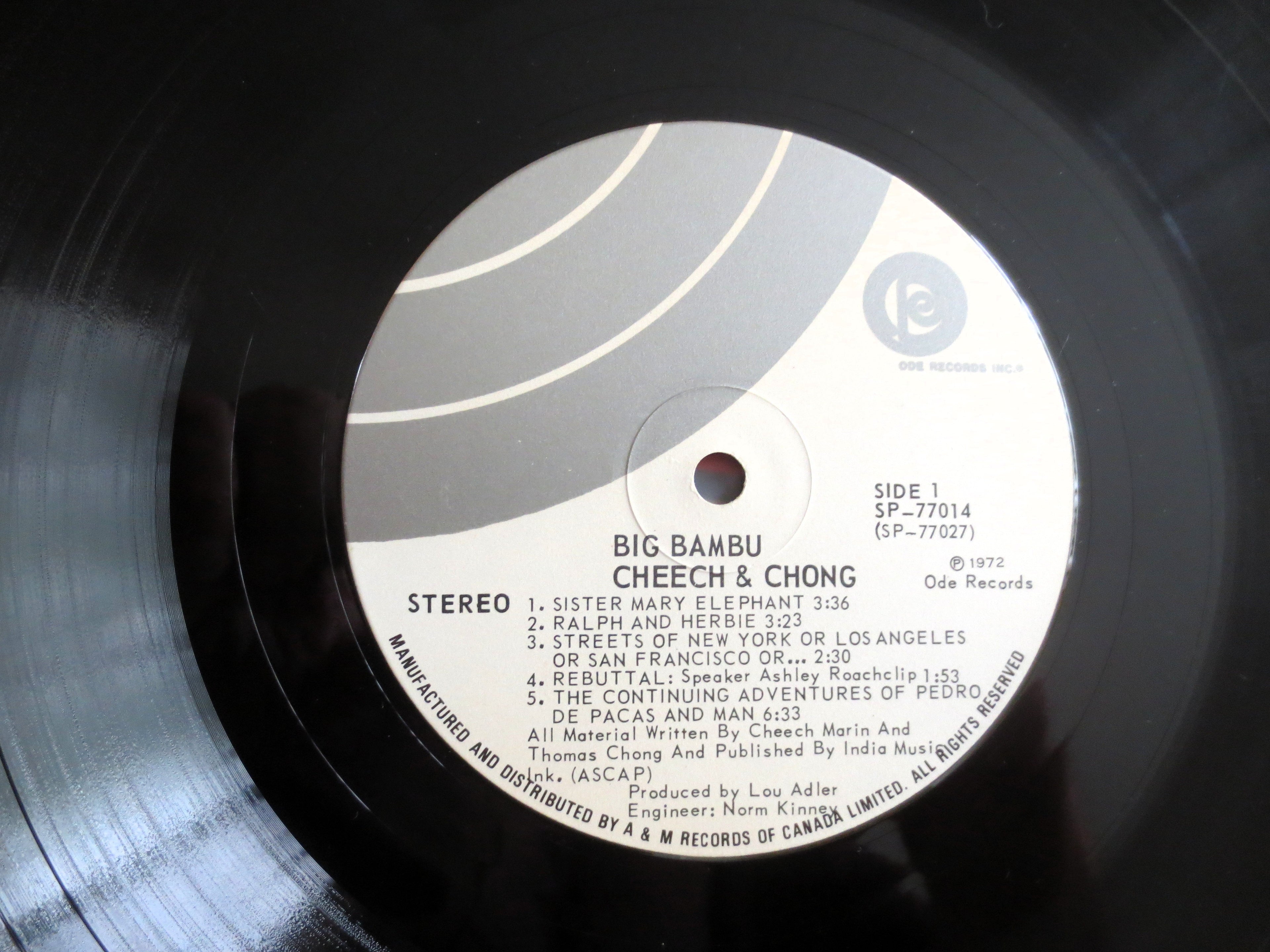 Cheech & Chong – Big Bambu (1972) Vinyl LP (Includes Rolling Paper)