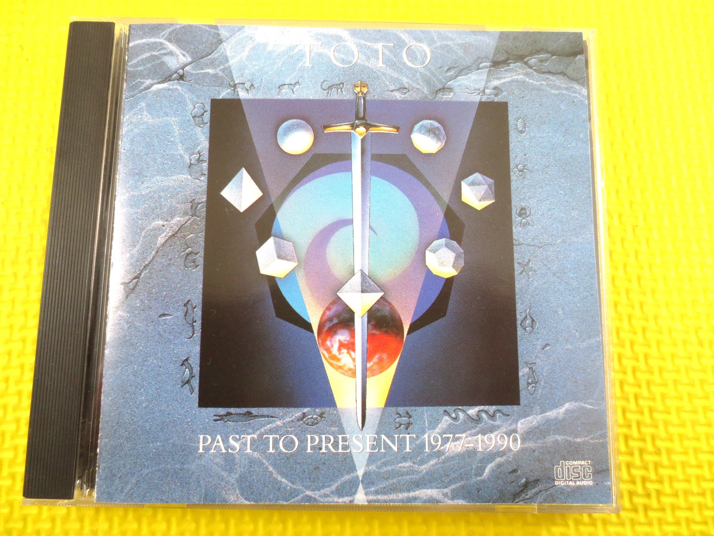 TOTO, GREATEST Hits, TOTO Cd, Toto Greatest Hits Cd, Rock Cd, Toto Hits, Toto Songs, Toto Album Toto Music, Vintage Cd's, 1990 Compact Discs