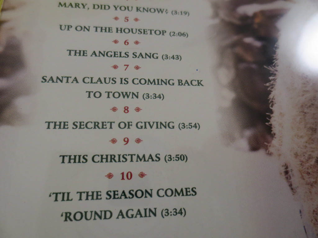 REBA McENTIRE, Secret of Giving, CHRISTMAS Music, 1999 Compact Disc, Vintage Cd,