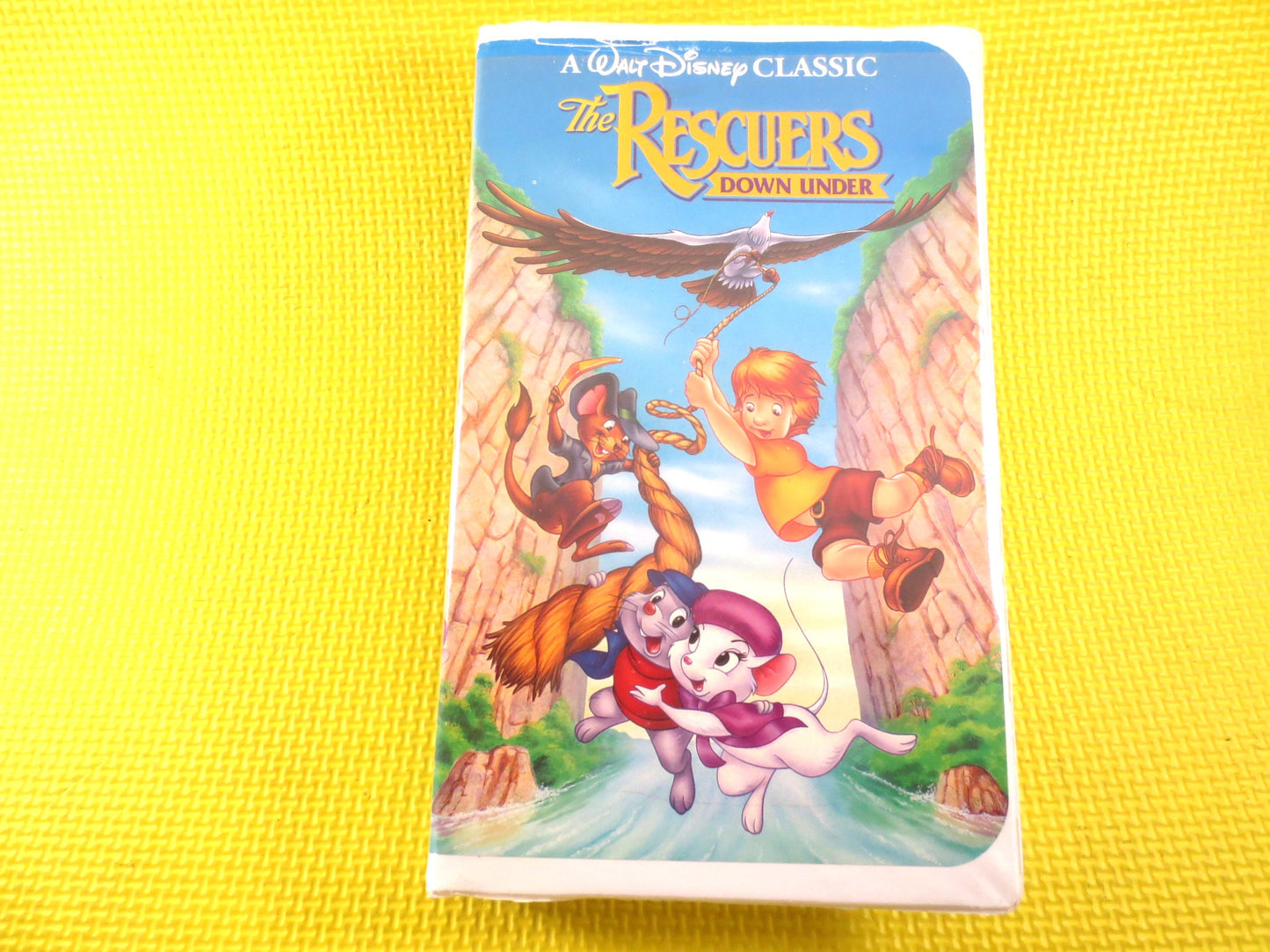 The RESCUERS, DOWNUNDER, Rare Vhs 1142, BLACK Diamond, The Rescuers Video, Walt Disney Vhs, The Rescuers Vhs, Disney Classic Vhs, Disney