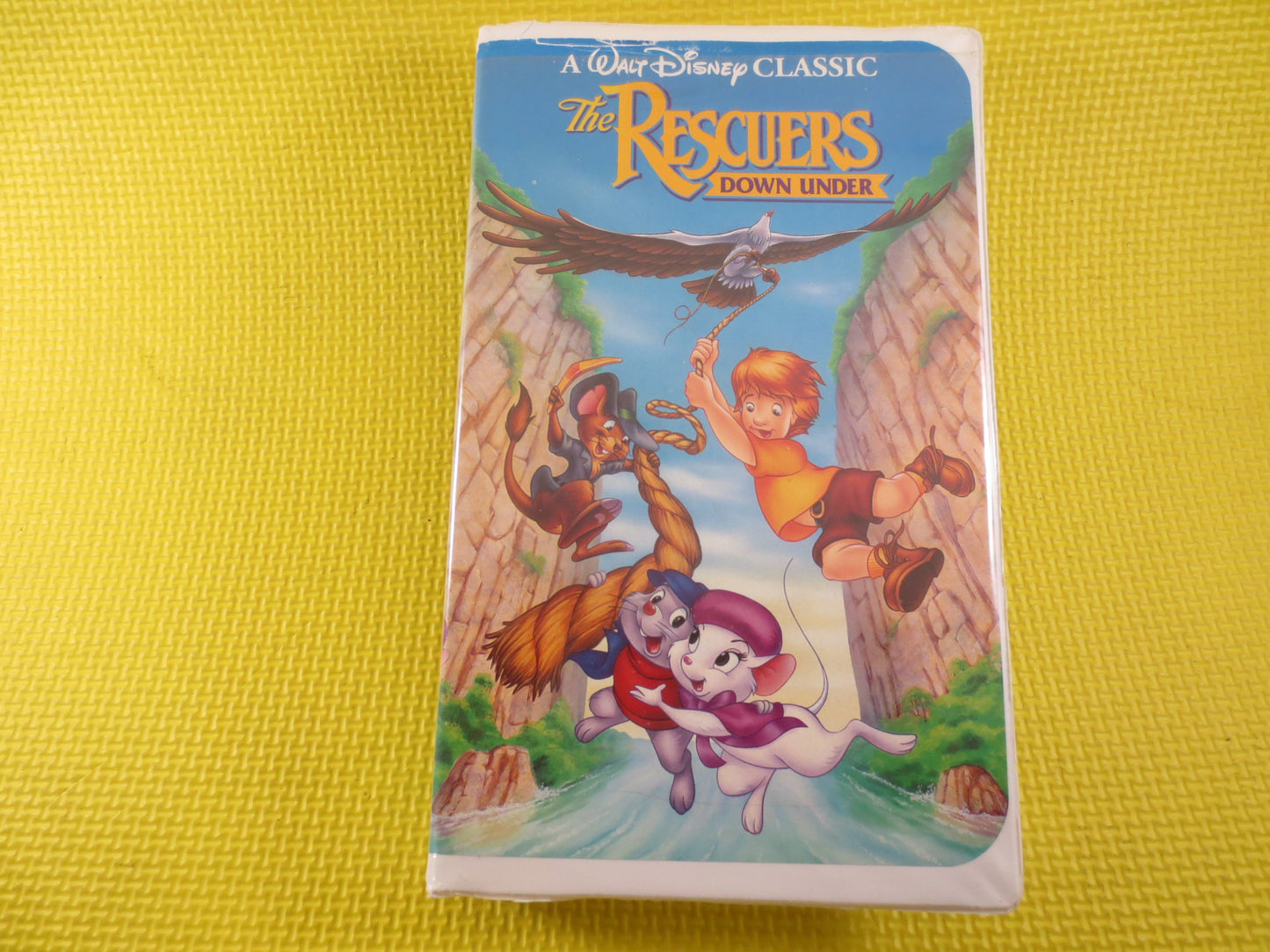 The RESCUERS, DOWNUNDER, Rare Vhs 1142, BLACK Diamond, The Rescuers Video, Walt Disney Vhs, The Rescuers Vhs, Disney Classic Vhs, Disney