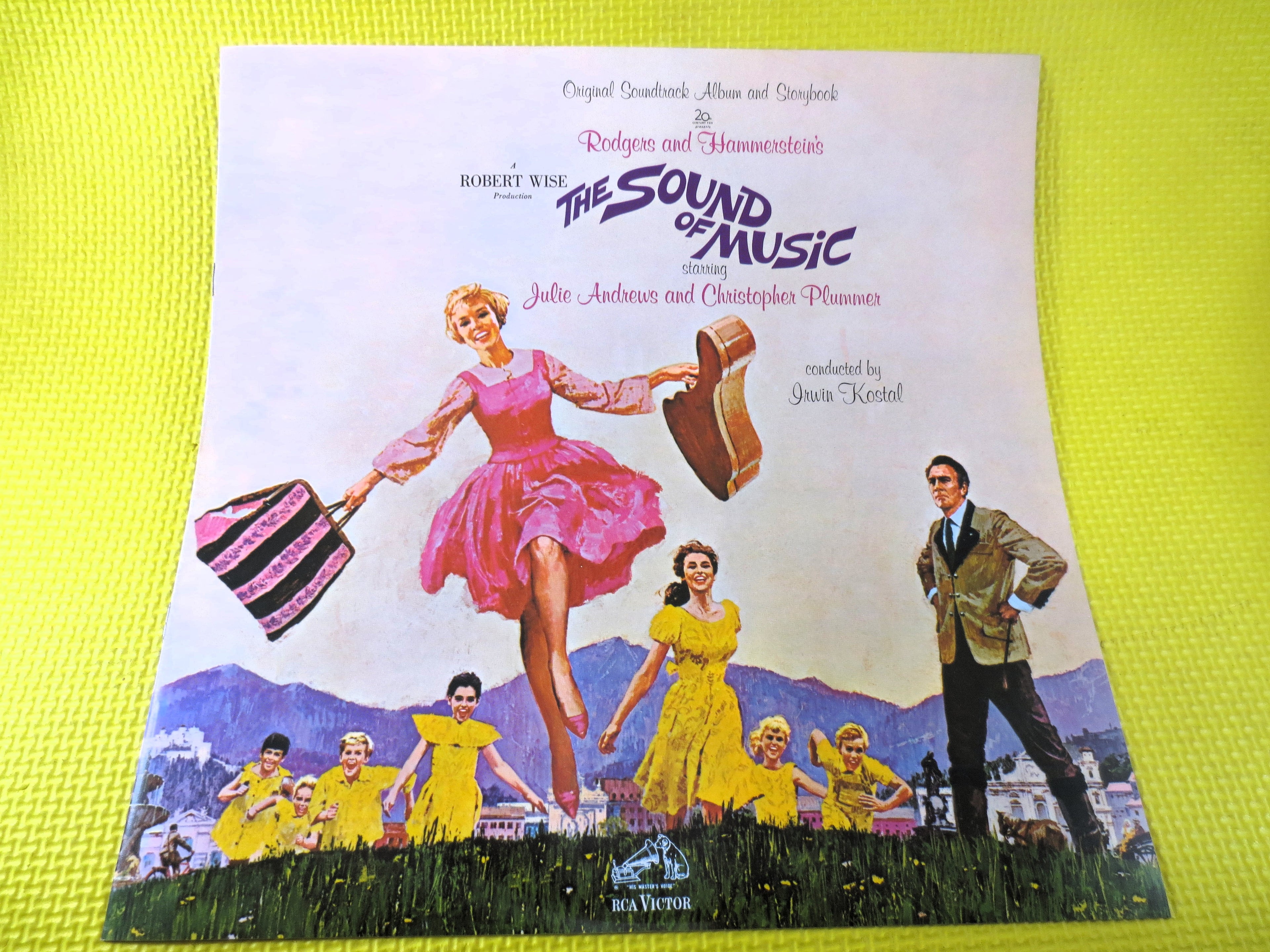 The SOUND of MUSIC, JULIE Andrews, Soundtrack Album, Sound of Music Album, Julie Andrews Vinyl, Childrens Lp, Vintage Records, 1965 Records