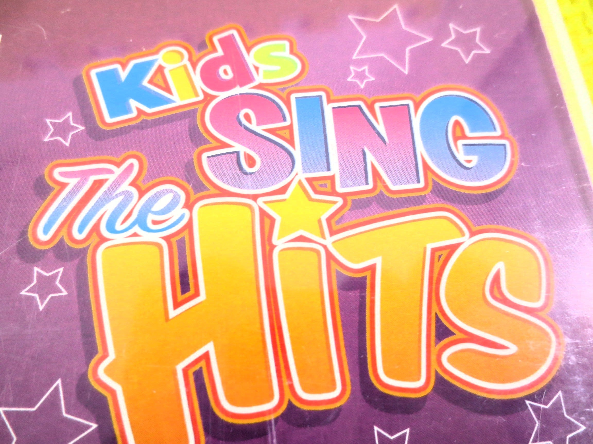 KIDS SING the HITS, Children's Music, 1999 Compact Disc, Vintage Cd
