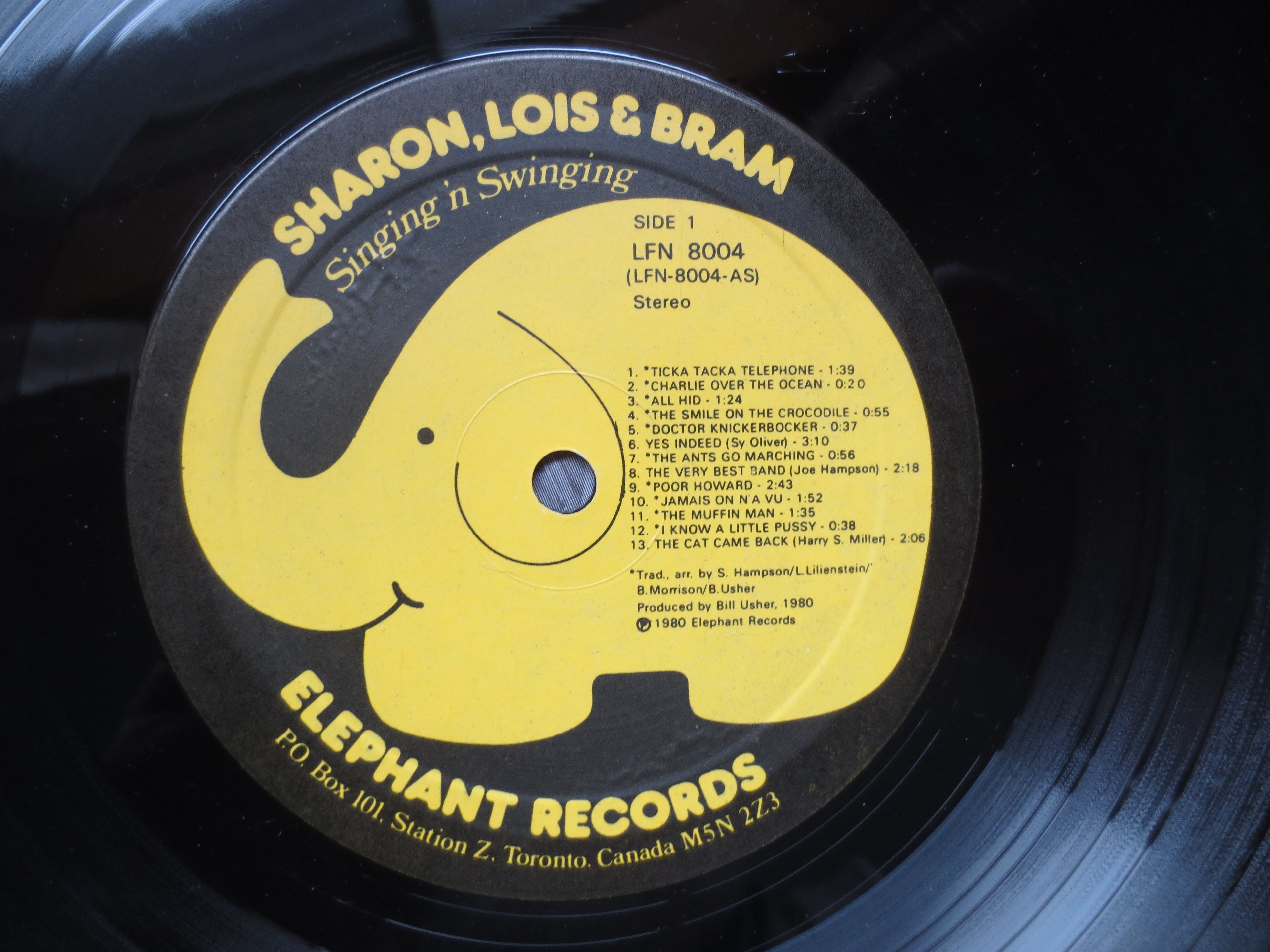 Sharon, Lois & Bram – Singing and Swinging (1980) Vinyl LP