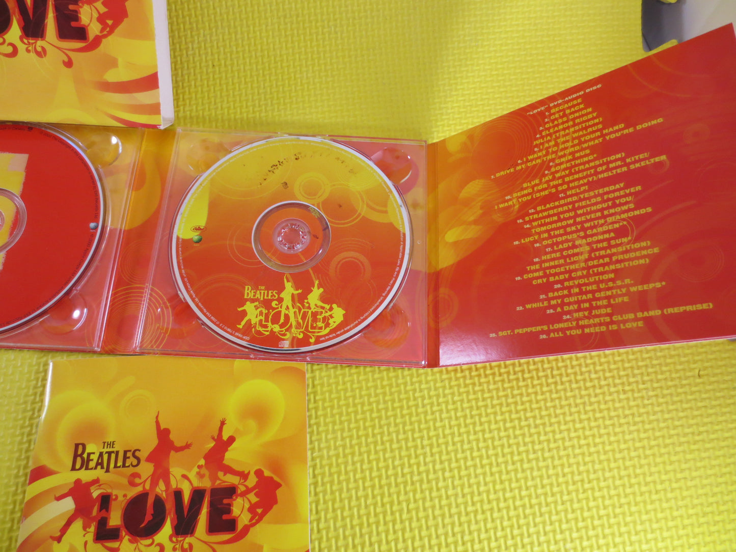 The BEATLES, LOVE, 2 Discs, The BEATLES Cd, Love Cd, The Beatles Lp, The Beatles Album, The Beatles Hits Cd, 2006 Compact Disc