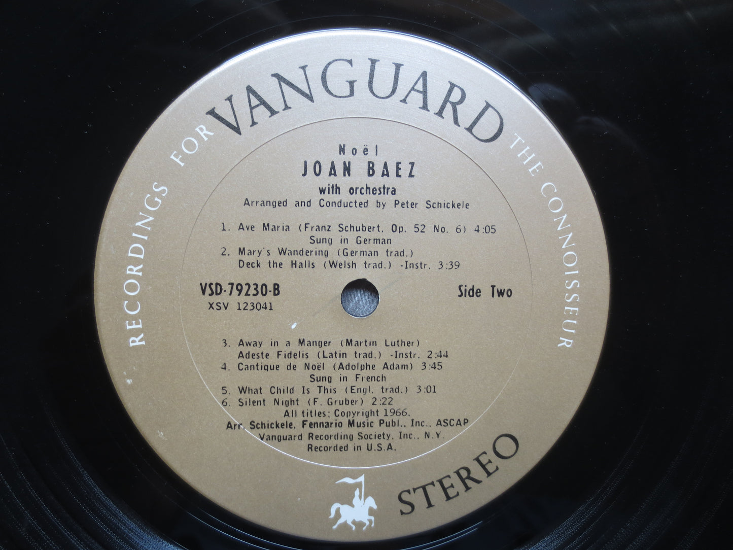 JOAN BAEZ, Noel, CHRISTMAS, Christmas Record, Folk Records, Folk Christmas, Joan Baez Christmas, Joan Baez Lp, 1966 Records