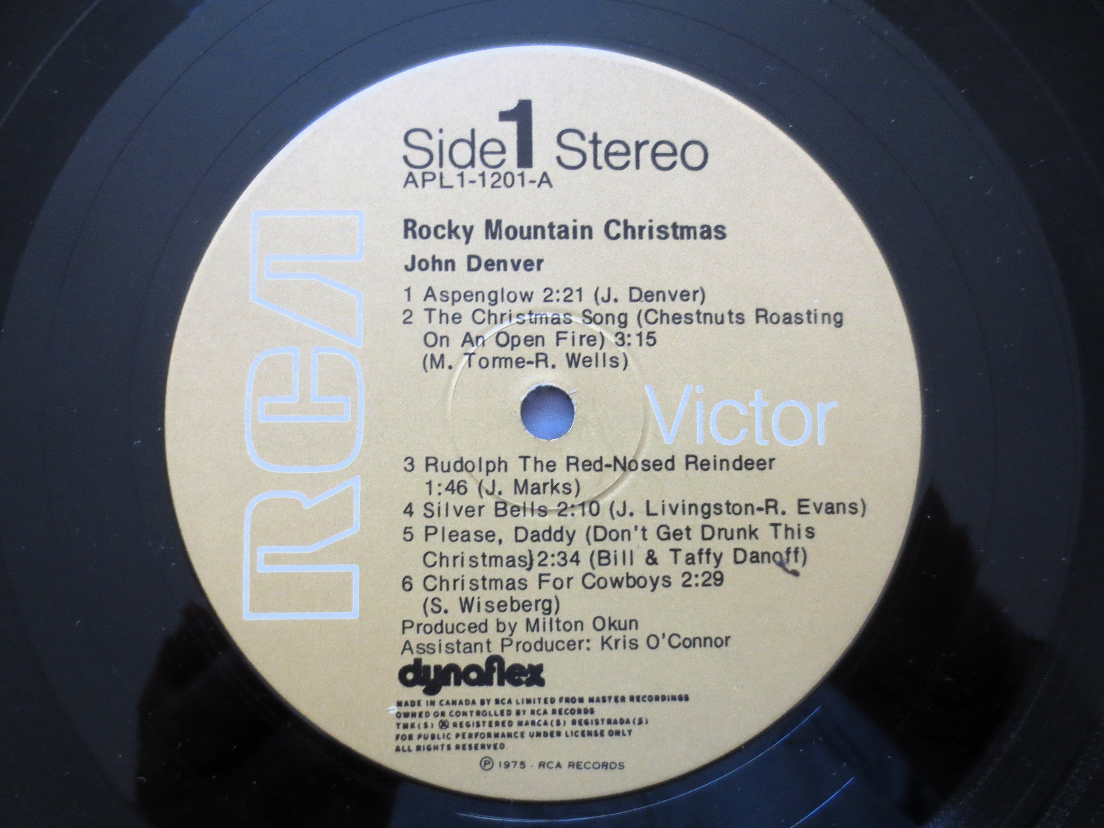 JOHN DENVER, CHRISTMAS Album, 1975 Records, Vintage Records