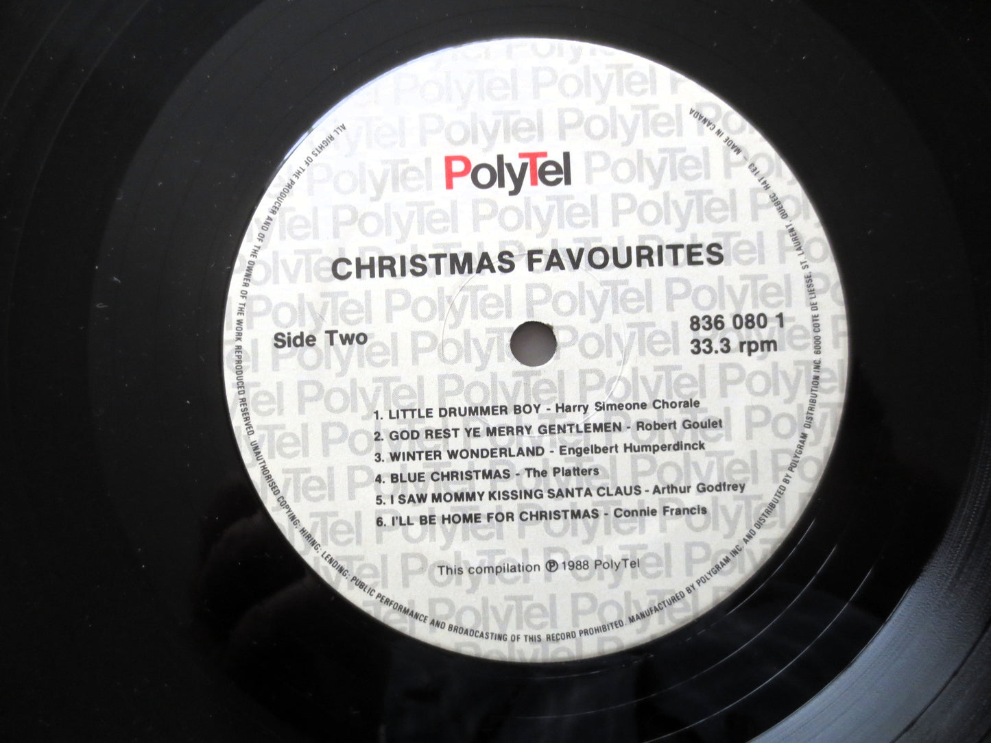 CHRISTMAS FAVORITES, 2 Disc Set, 1988 Recording, Bing Crosby Lp, Burl Ives Vinyl, White Christmas