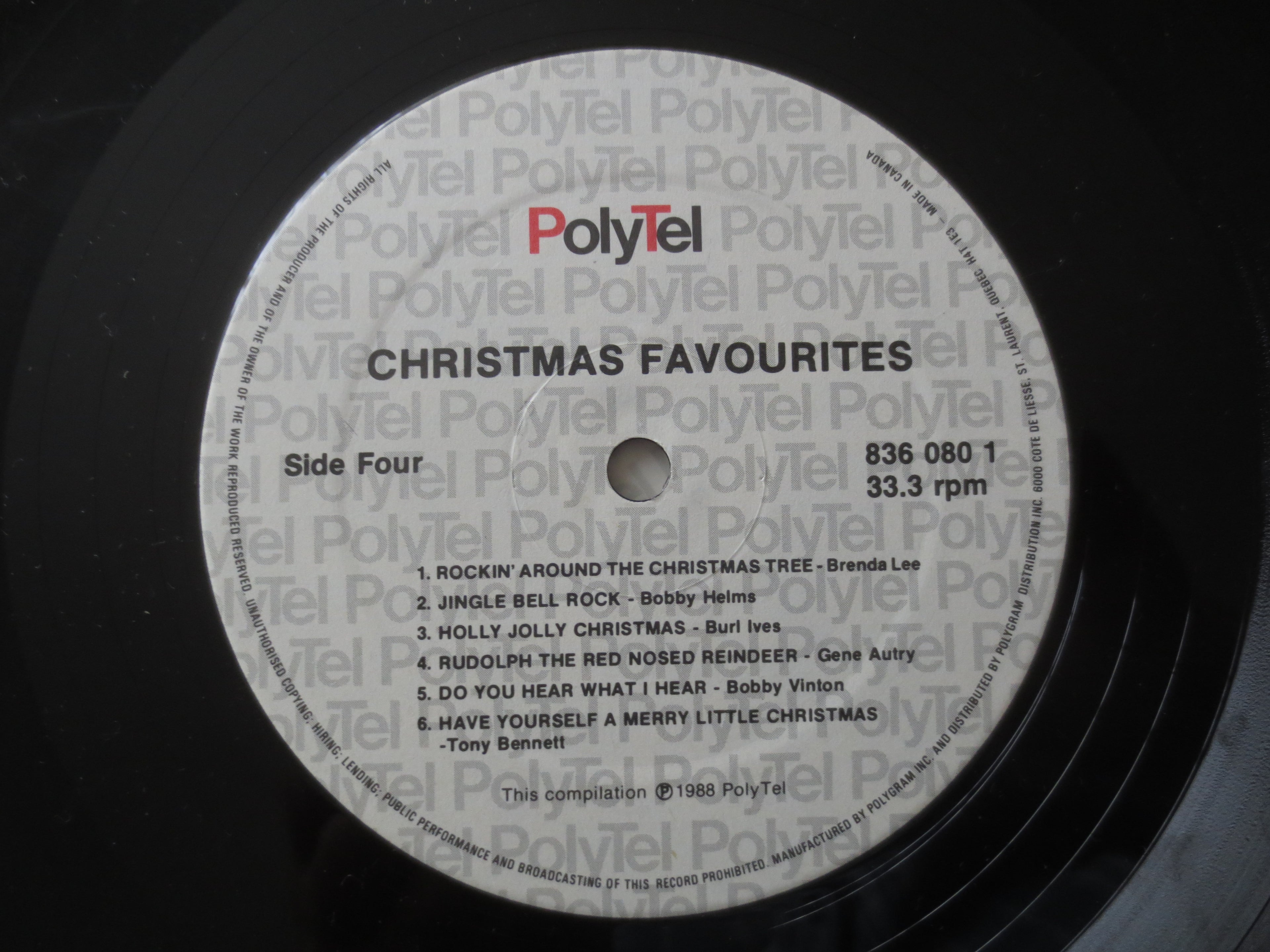 CHRISTMAS FAVORITES, 2 Disc Set, 1988 Recording, Bing Crosby Lp, Burl Ives Vinyl, White Christmas