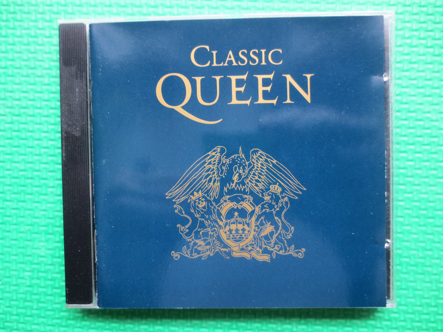 QUEEN, CLASSIC QUEEN, Bohemian Rhapsody, Queen Cd, Queen Lp, Freddie Mercury Cd, Rock Cd, Queen Songs, 1992 Compact Disc