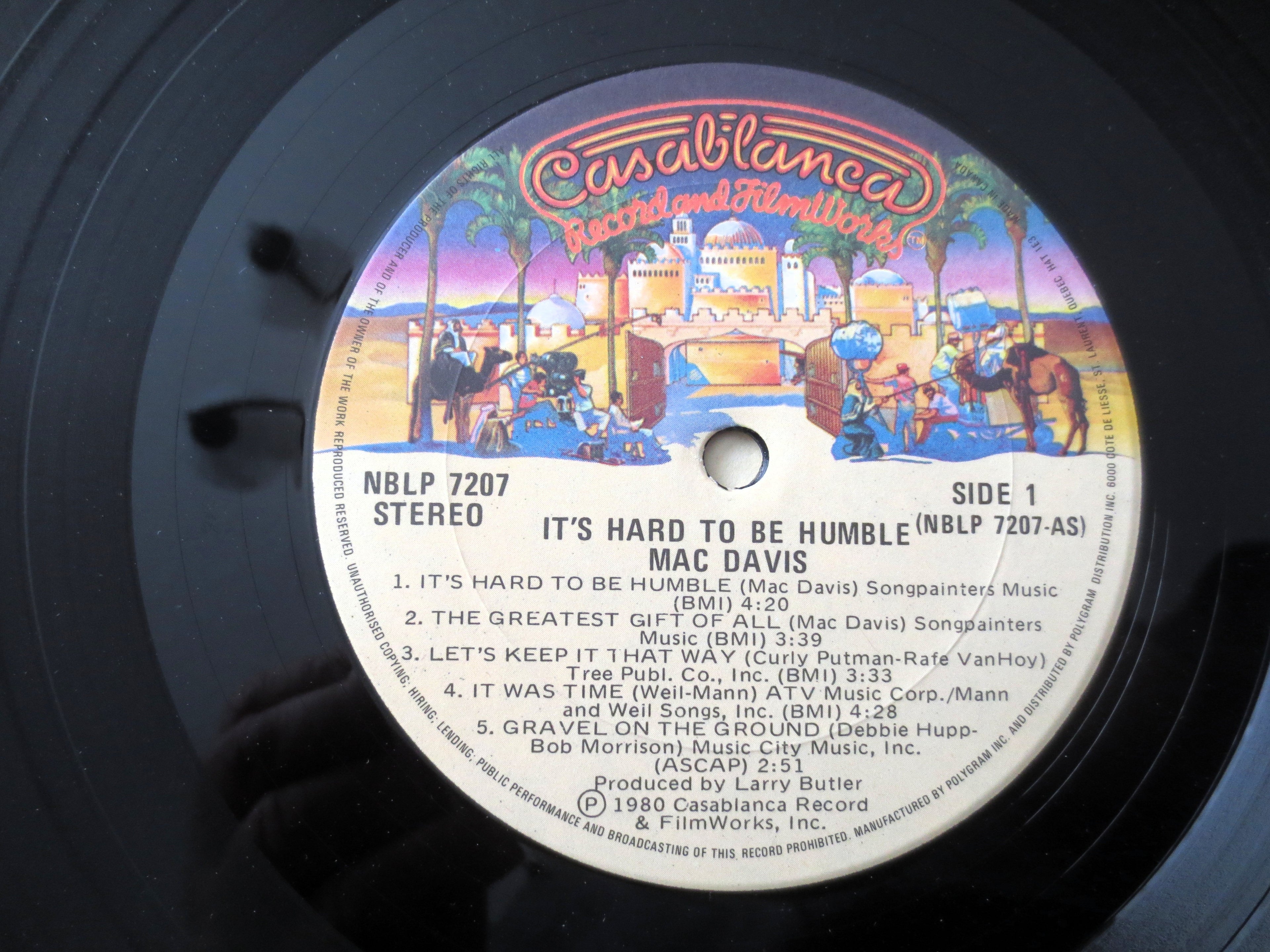 MAC DAVIS, It's HARD To Be Humble, Vintage Country Album, 1980 Records, Vinyl Lp