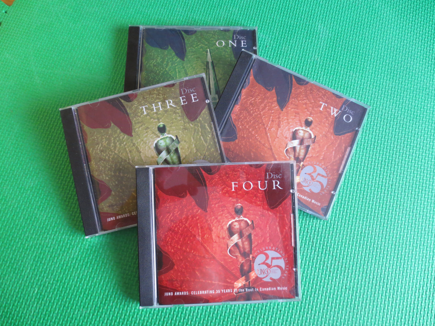 JUNO AWARDS, 4 Cd DISCS, Juno Award Cd, Rush Cd, Heart Cd, Bto Cd, Guess Who Cd, Terry Jacks Cd, Streetheart Cd, Dan Hill Cd
