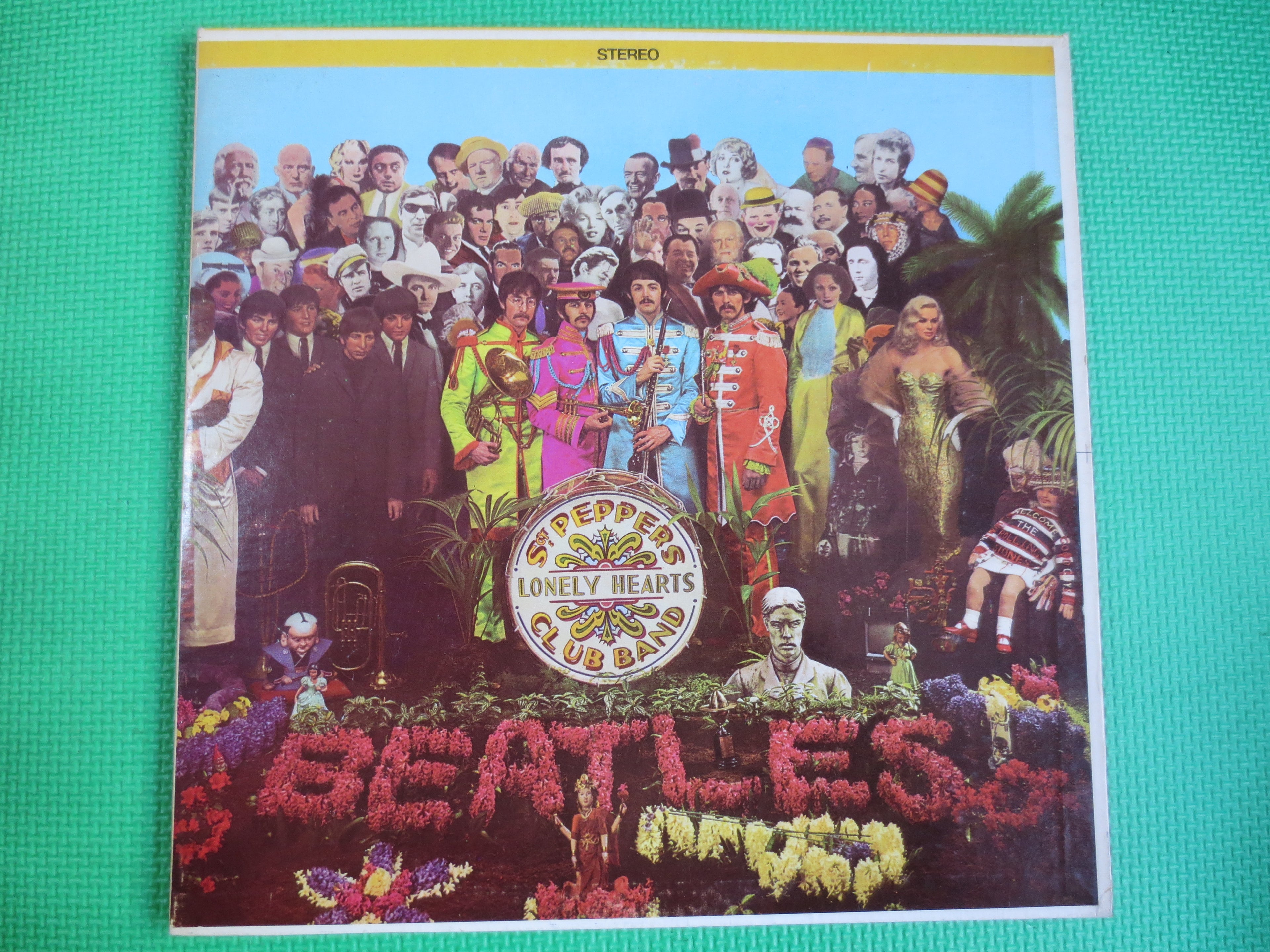 The Beatles – Sgt. Pepper's Lonely Hearts Club Band (1978) Vinyl LP