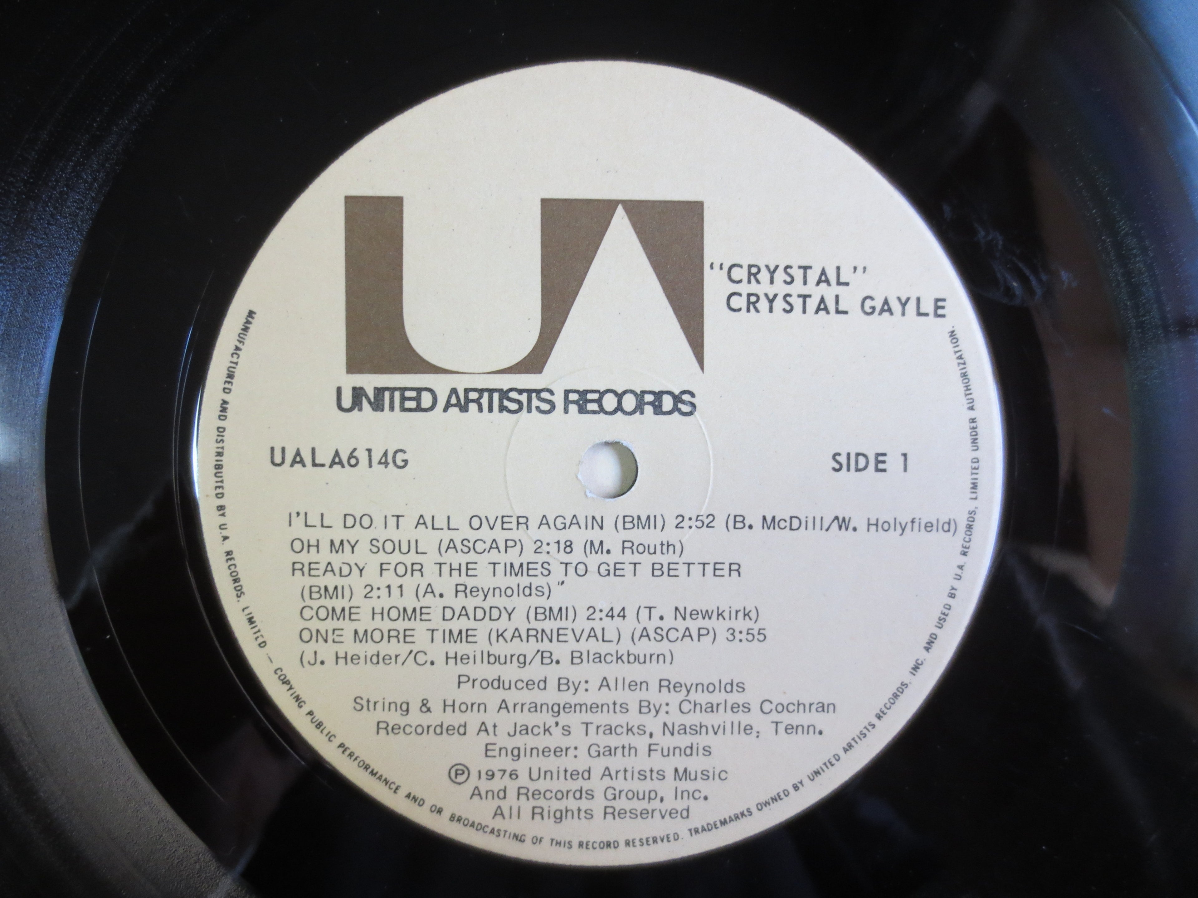 CRYSTAL GAYLE, CLASSIC Crystal, Crystal Gayle Record, Crystal Gayle Album, Crystal Gayle Lp, Country Record, Vintage Records, 1976 Records
