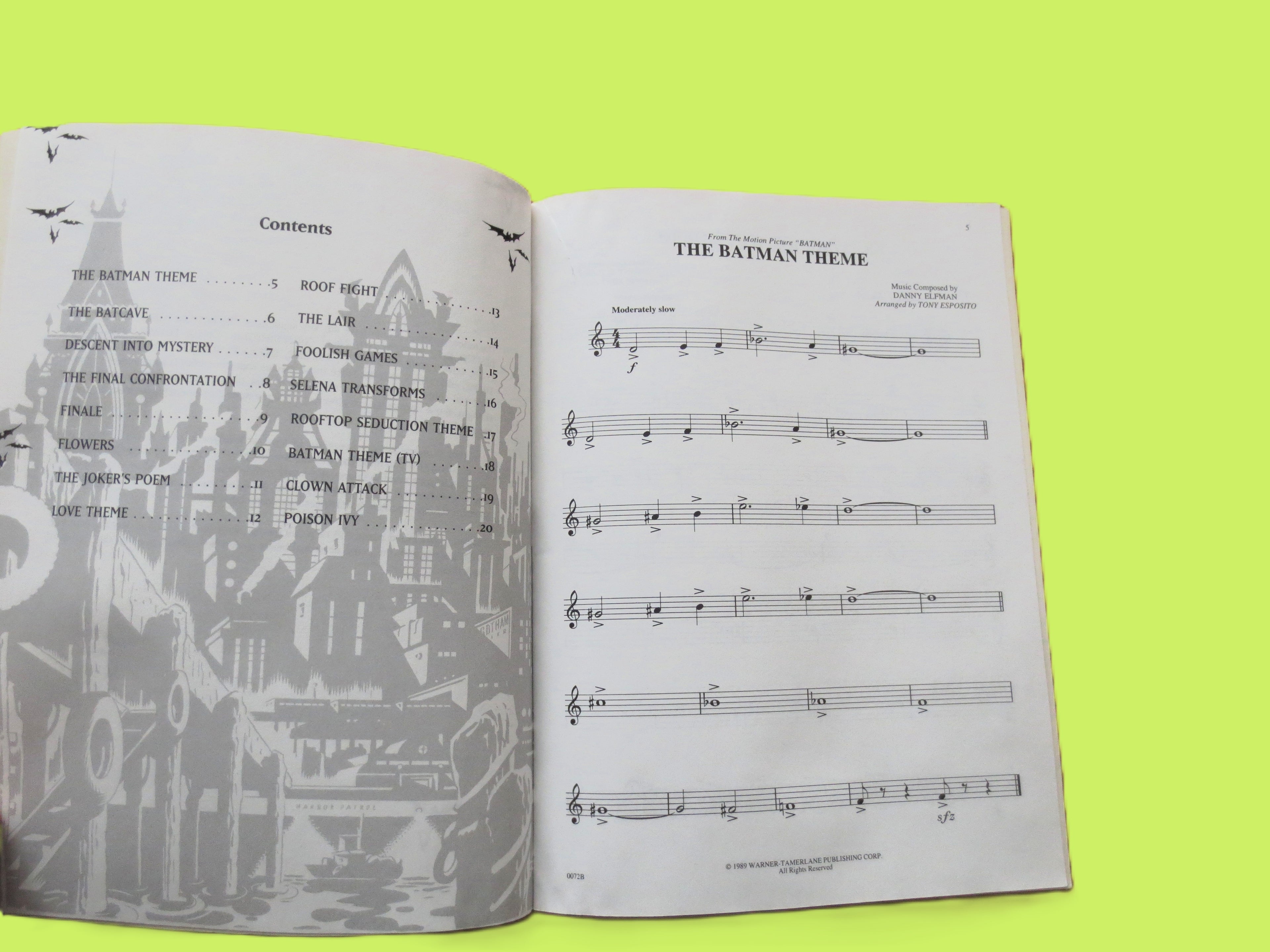 Batman – 16 Great Themes for Easy Tenor Sax Sheet Music Book (1997)
