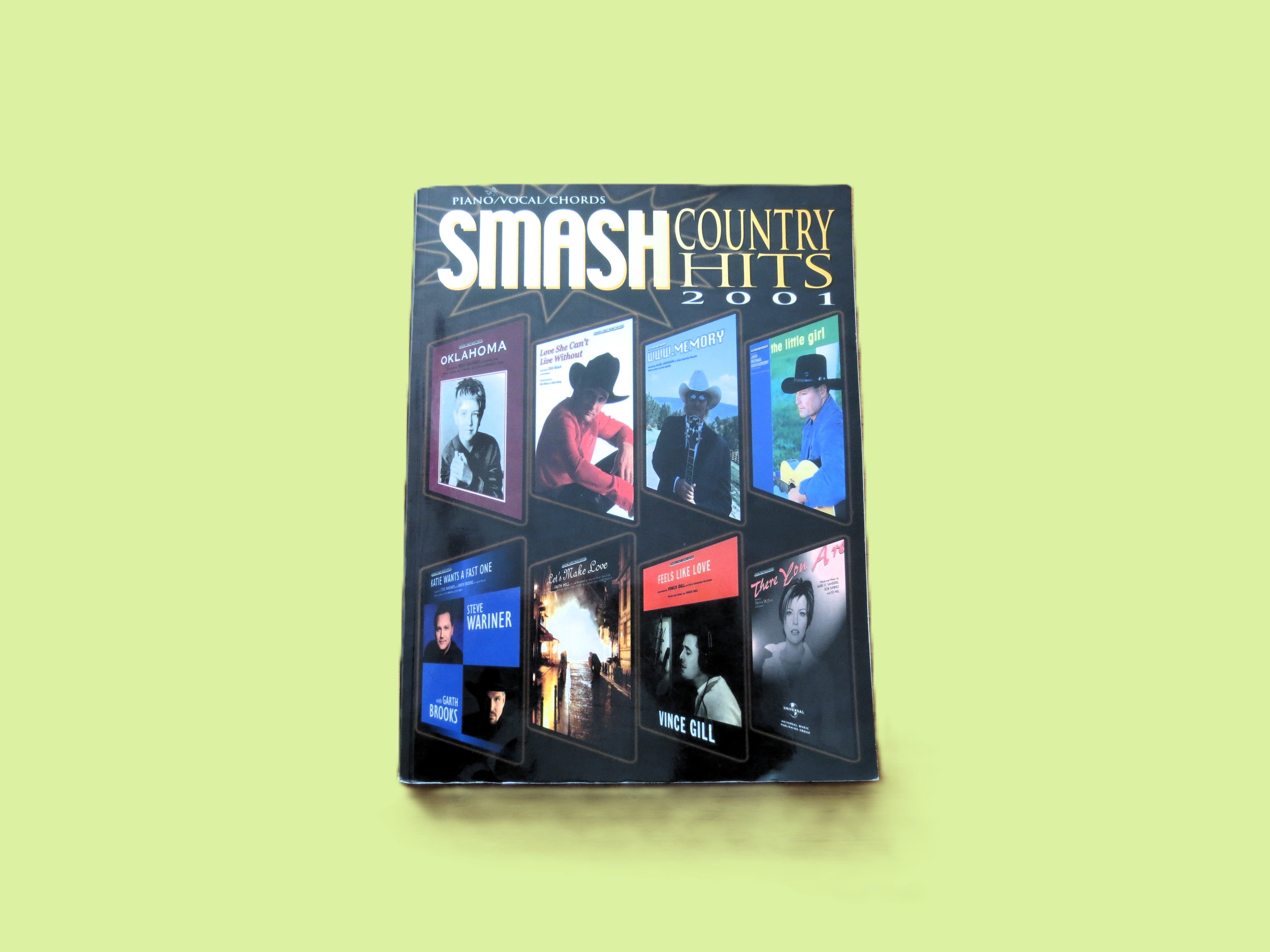 Smash Country Hits 2001 – Sheet Music Book (Piano/Vocal/Chords)