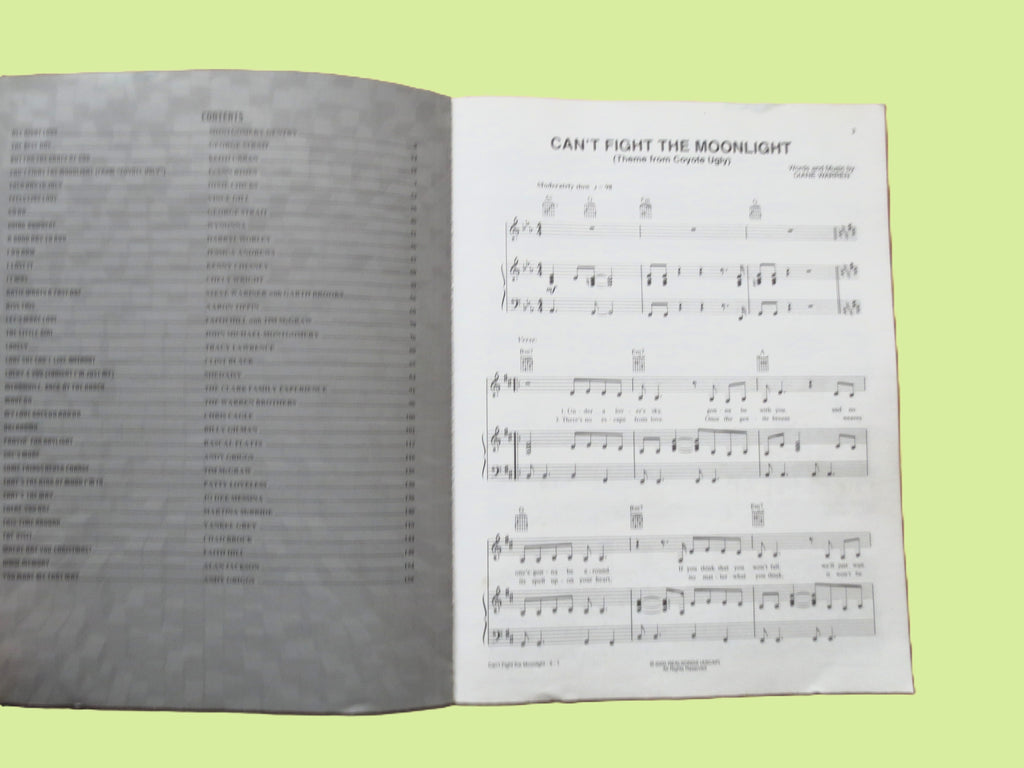 Smash Country Hits 2001 – Sheet Music Book (Piano/Vocal/Chords)
