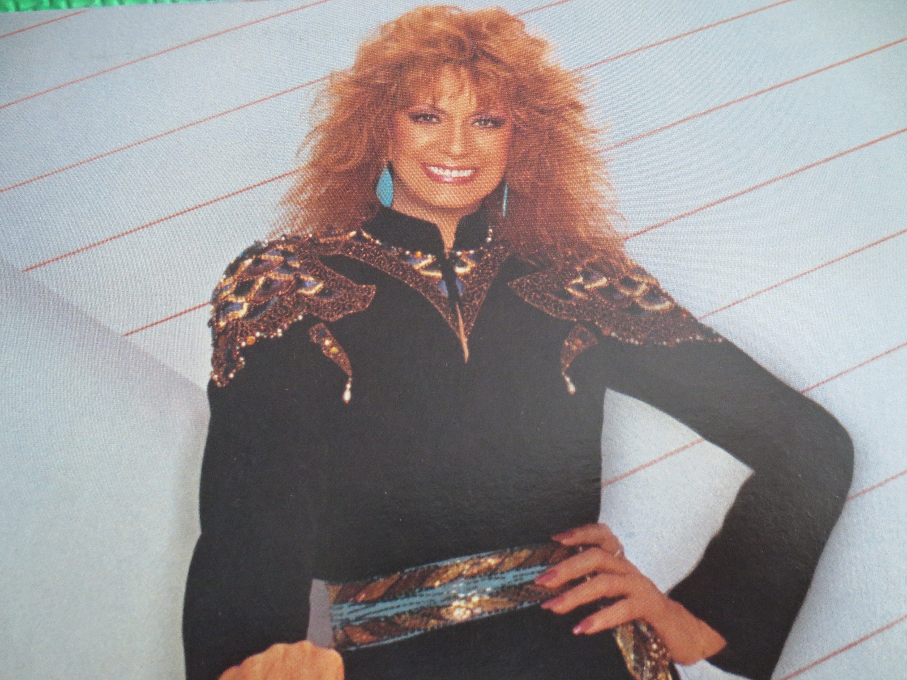 DOTTIE WEST, NEW Horizons, Dottie West Record, Dottie West Album, Dottie West Vinyl, Dottie West Lp, Records, Vintage Records, 1983 Records