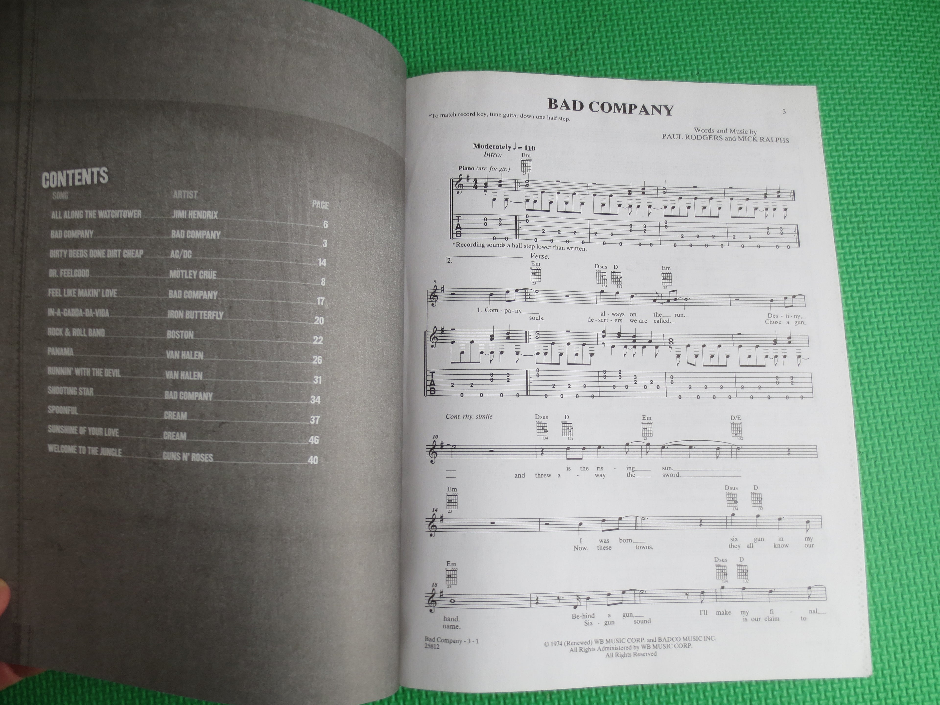 Hard Rock Hits for Easy Guitar – Sheet Music Book