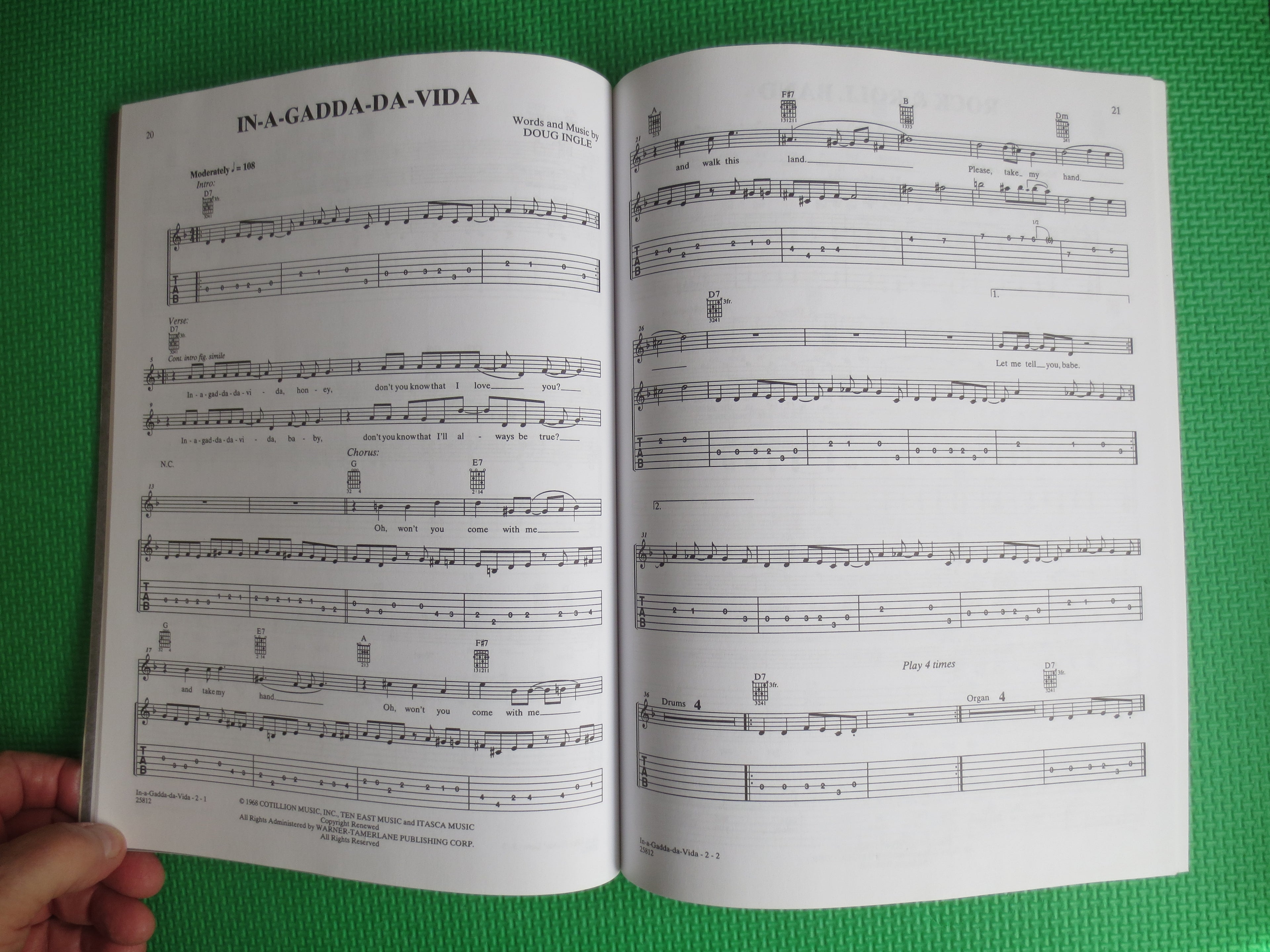Hard Rock Hits for Easy Guitar – Sheet Music Book