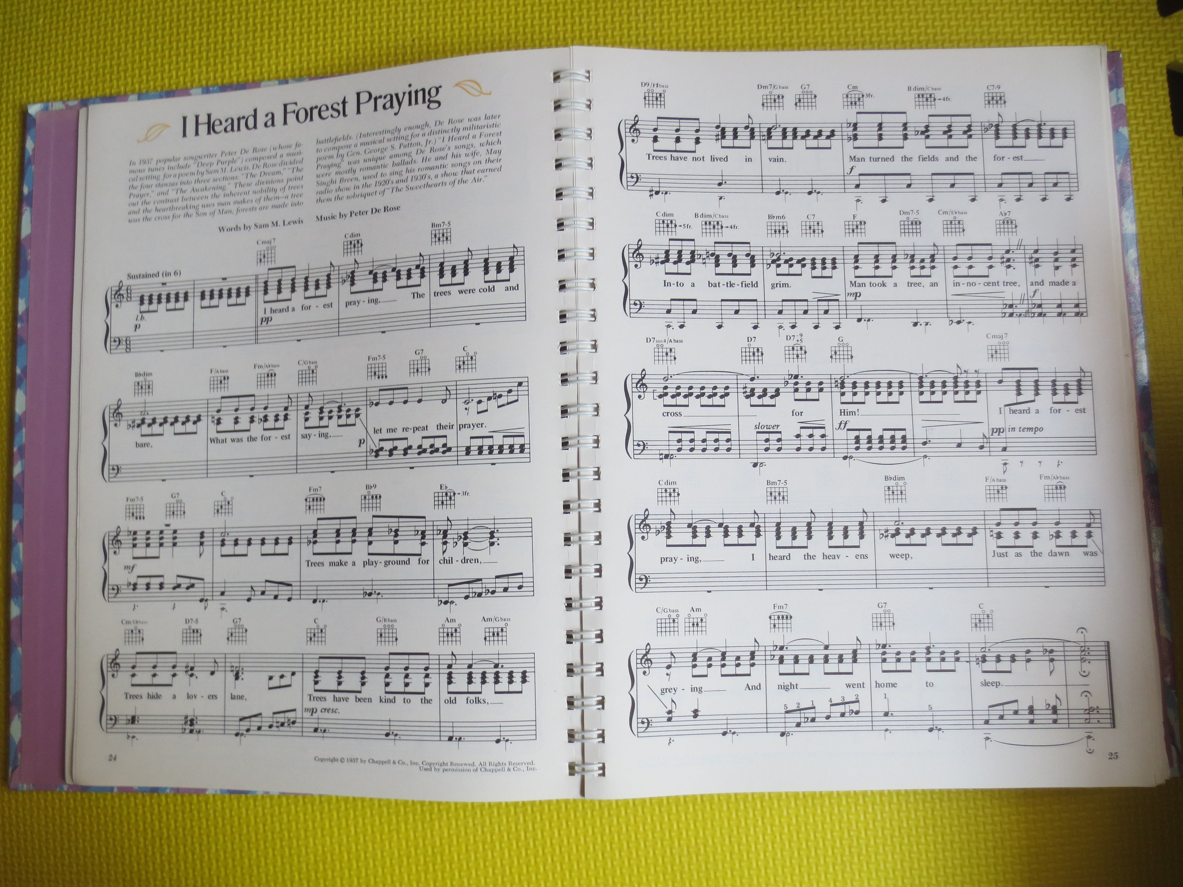 Reader’s Digest – Family Songbook of Faith and Joy Sheet Music Book (1975)