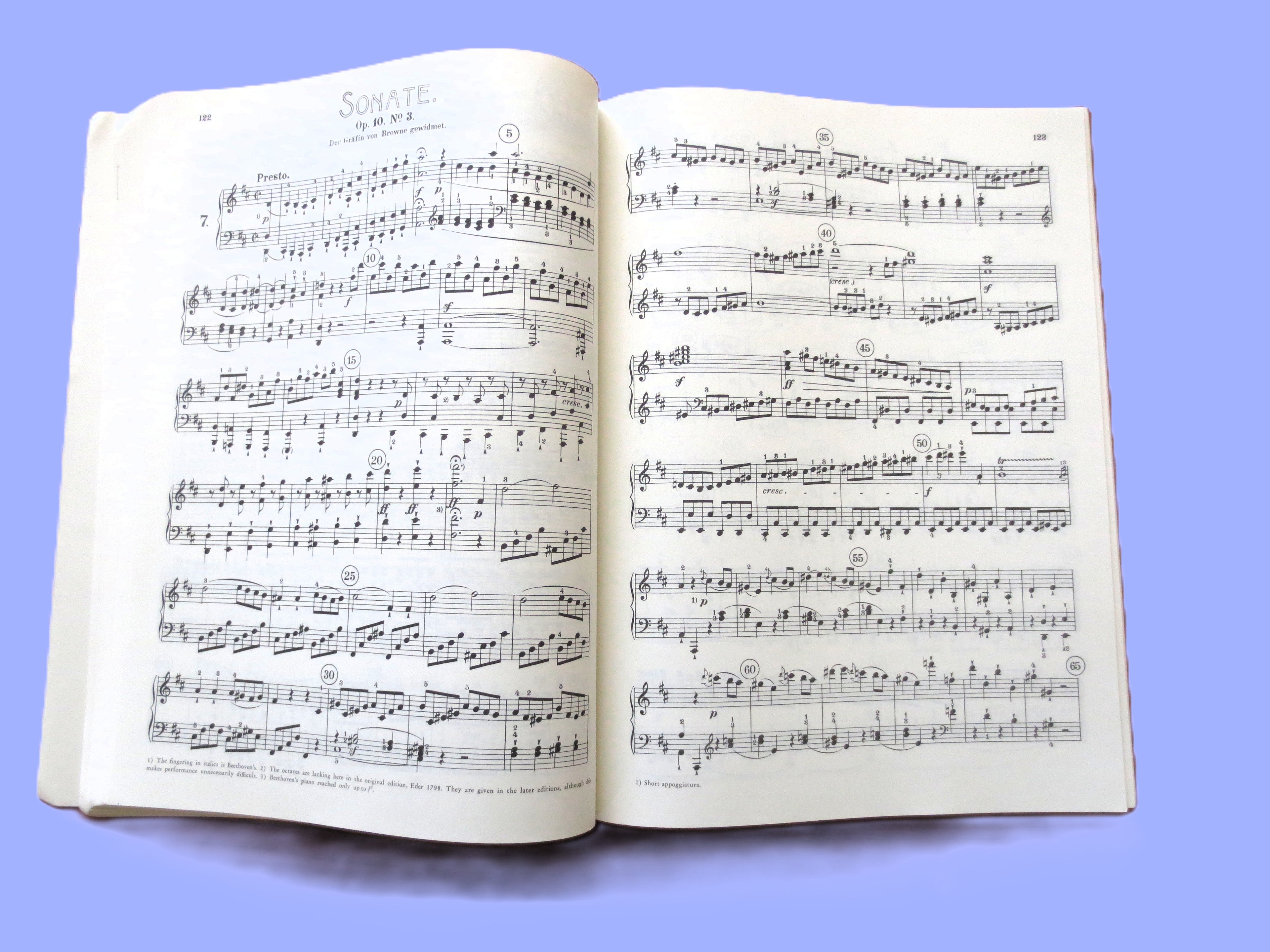 Ludwig van Beethoven – Complete Piano Sonatas, Volume 1 Sheet Music Book