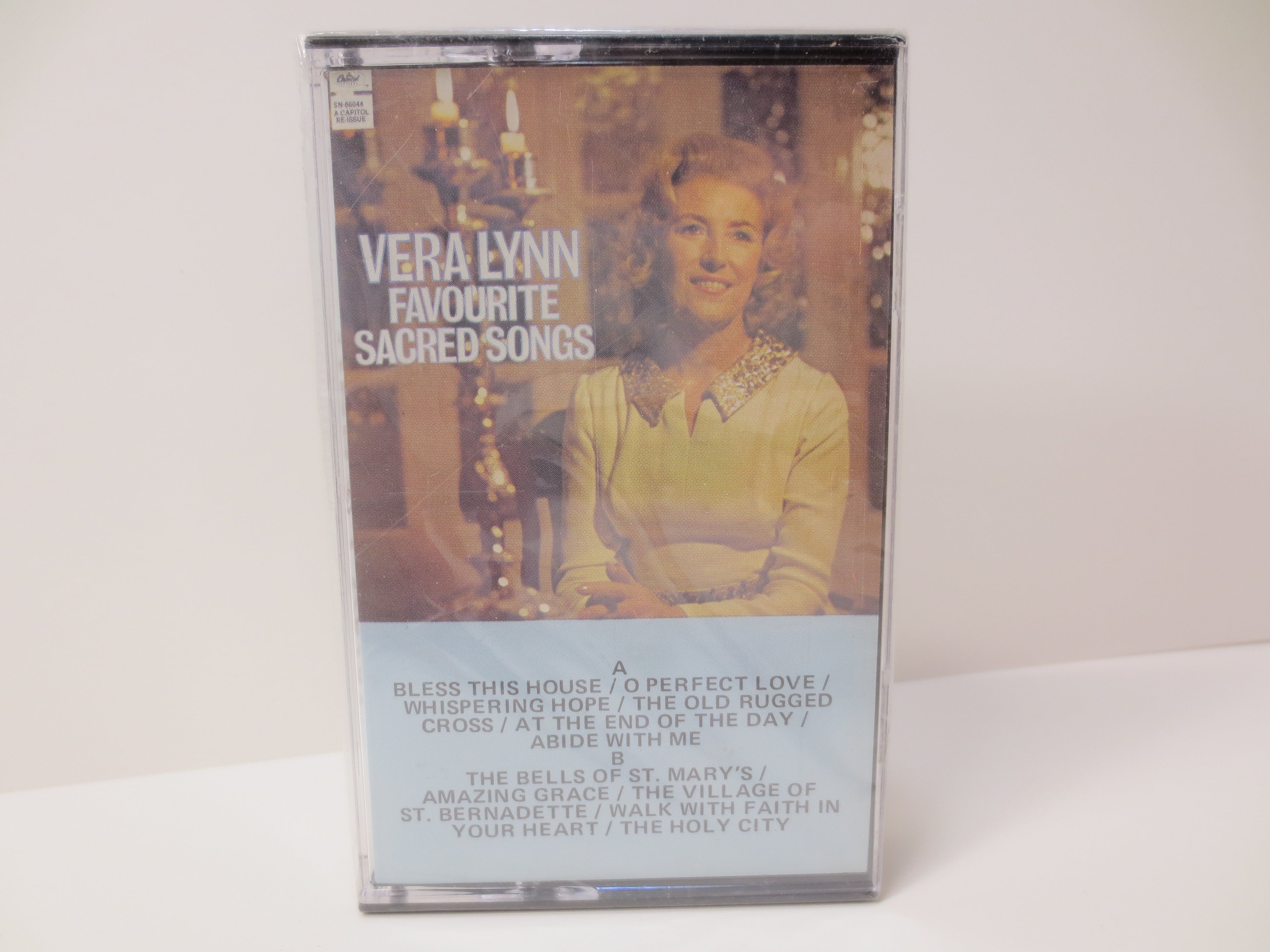 Vera Lynn – Favorite Sacred Songs (1972) Cassette — Factory Sealed